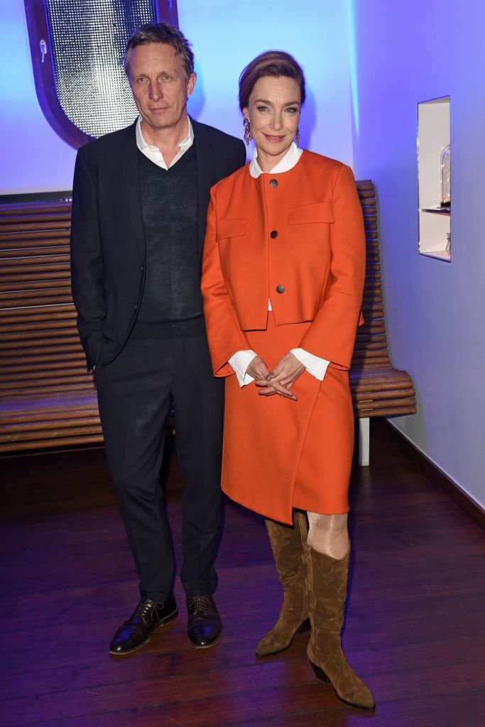 Aglaia Szyszkowitz und ihr Ehemann Marcus Müller kommen zum Adventsdinner der Programmdirektorin des Ersten Deutschen Fernsehens (ARD) im "Bayerischen Hof". (Foto von Ursula Düren) | Quelle: Bildallianz über Getty Images