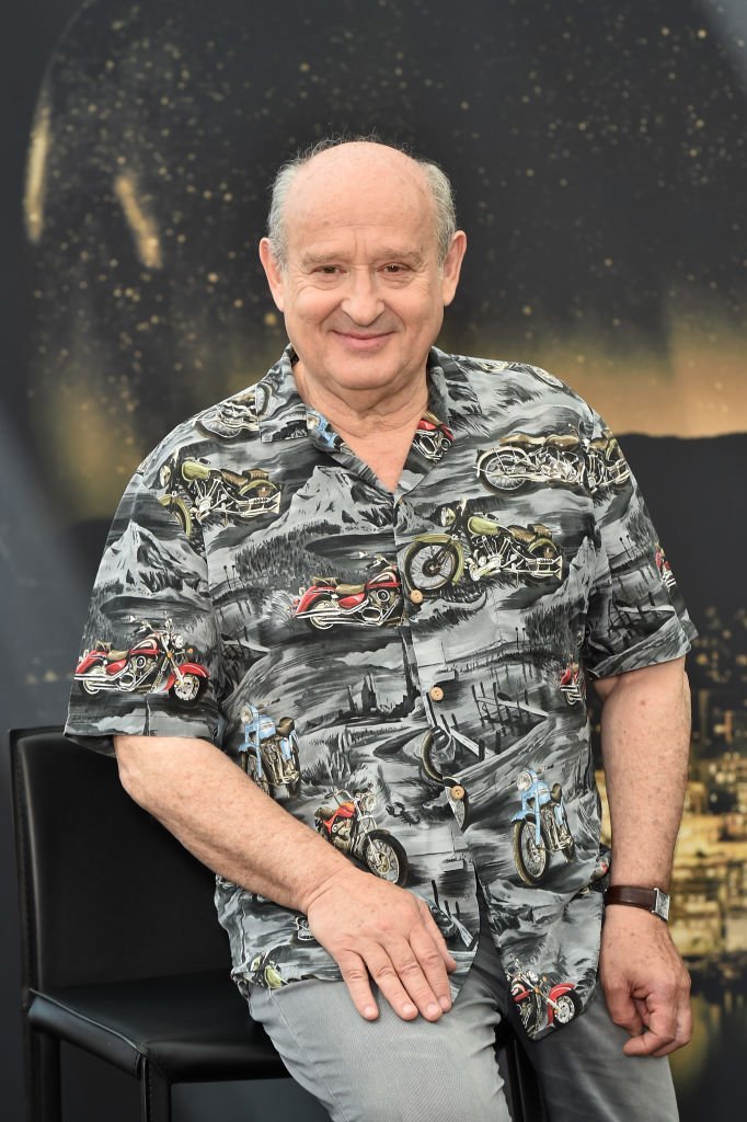 Michel Jonasz de 'Lebowitz Contre Lebowitz' TV Show pose pour un Photocall lors du 57e Festival de Télévision de Monte Carlo: Jour 5, le 20 juin 2017 à Monte-Carlo. | Photo : Getty Images