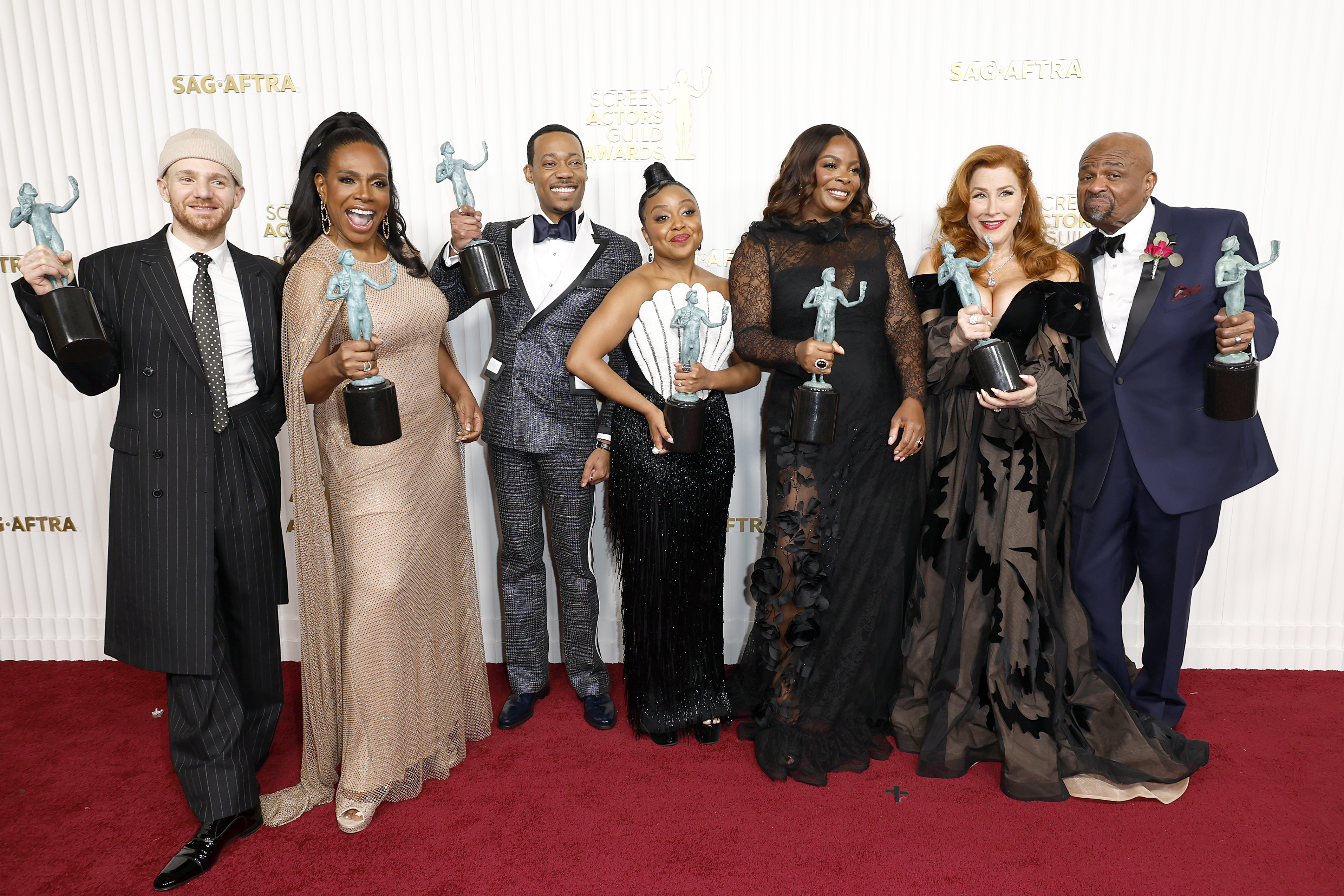 Chris Perfetti, Sheryl Lee Ralph, Tyler James Williams, Quinta Brunson, Janelle James, Lisa Ann Walter, and William Stanford Davis, recipients of the Ensemble in a Comedy Series award for "Abbott Elementary" at Fairmont Century Plaza on February 26, 2023, in Los Angeles | Source: Getty Images