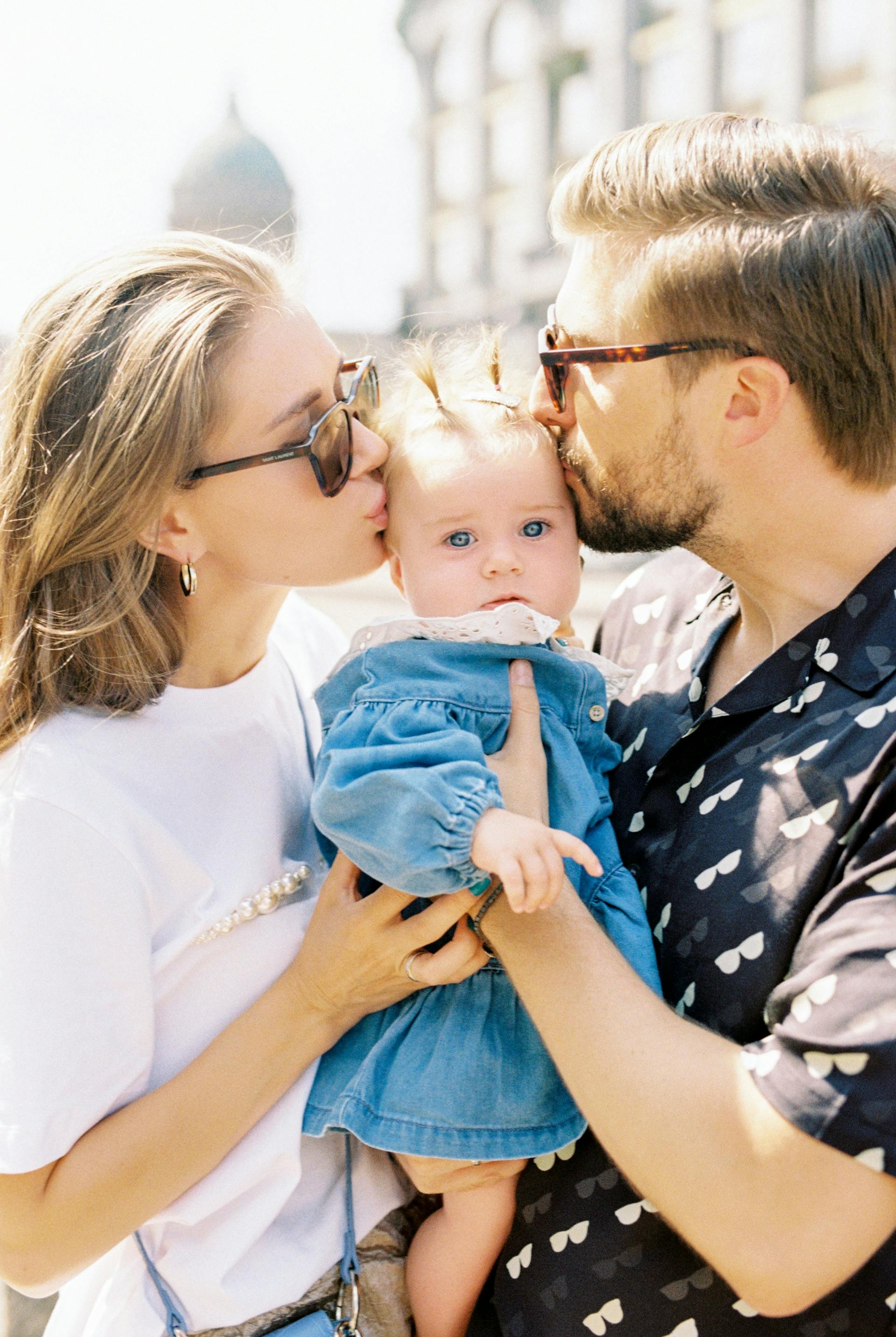 A set of parents with their baby girl | Source: Pexels