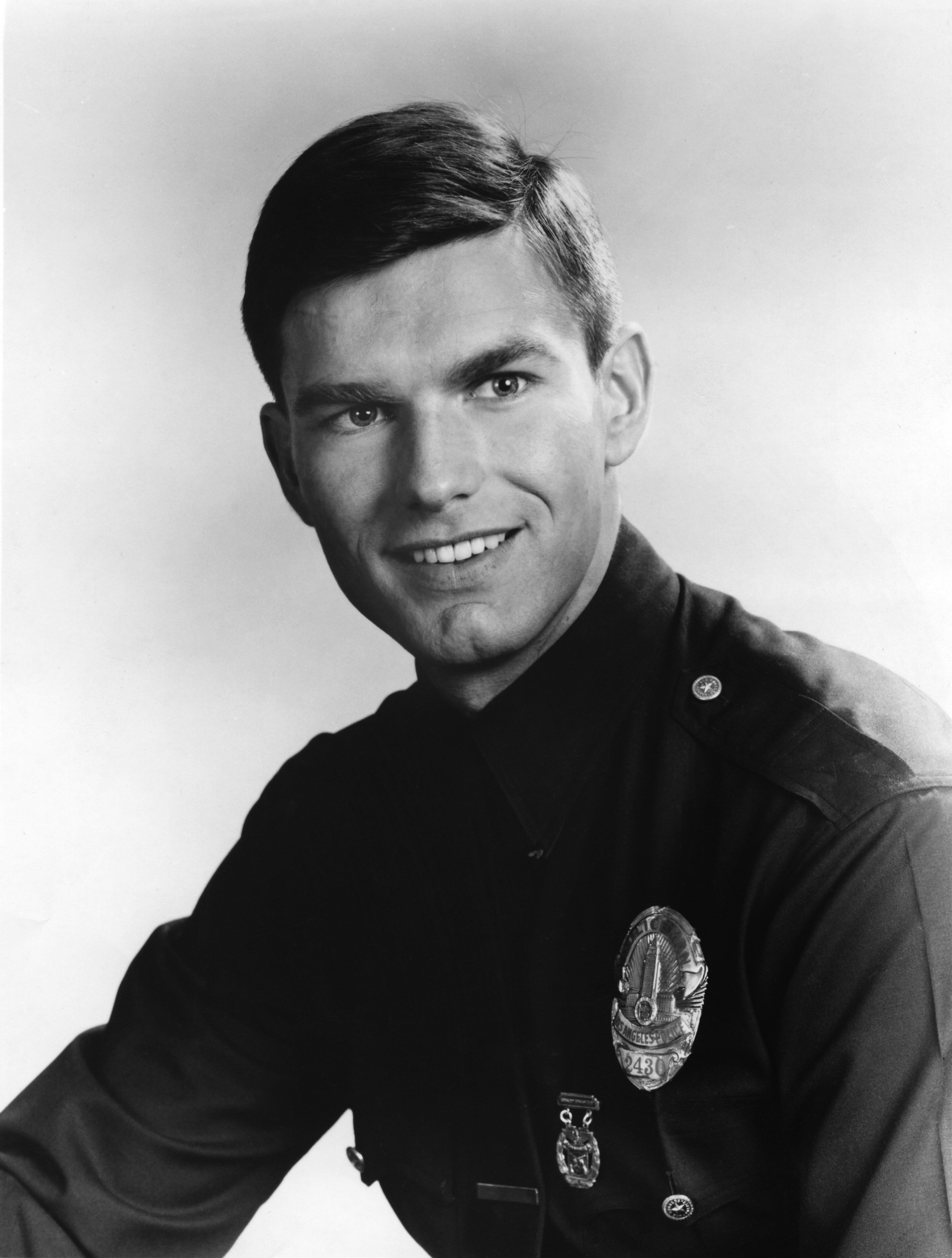 Kent McCord in a promotional shot for "Adam-12" in 1968 in Los Angeles, California. | Source: Getty Images