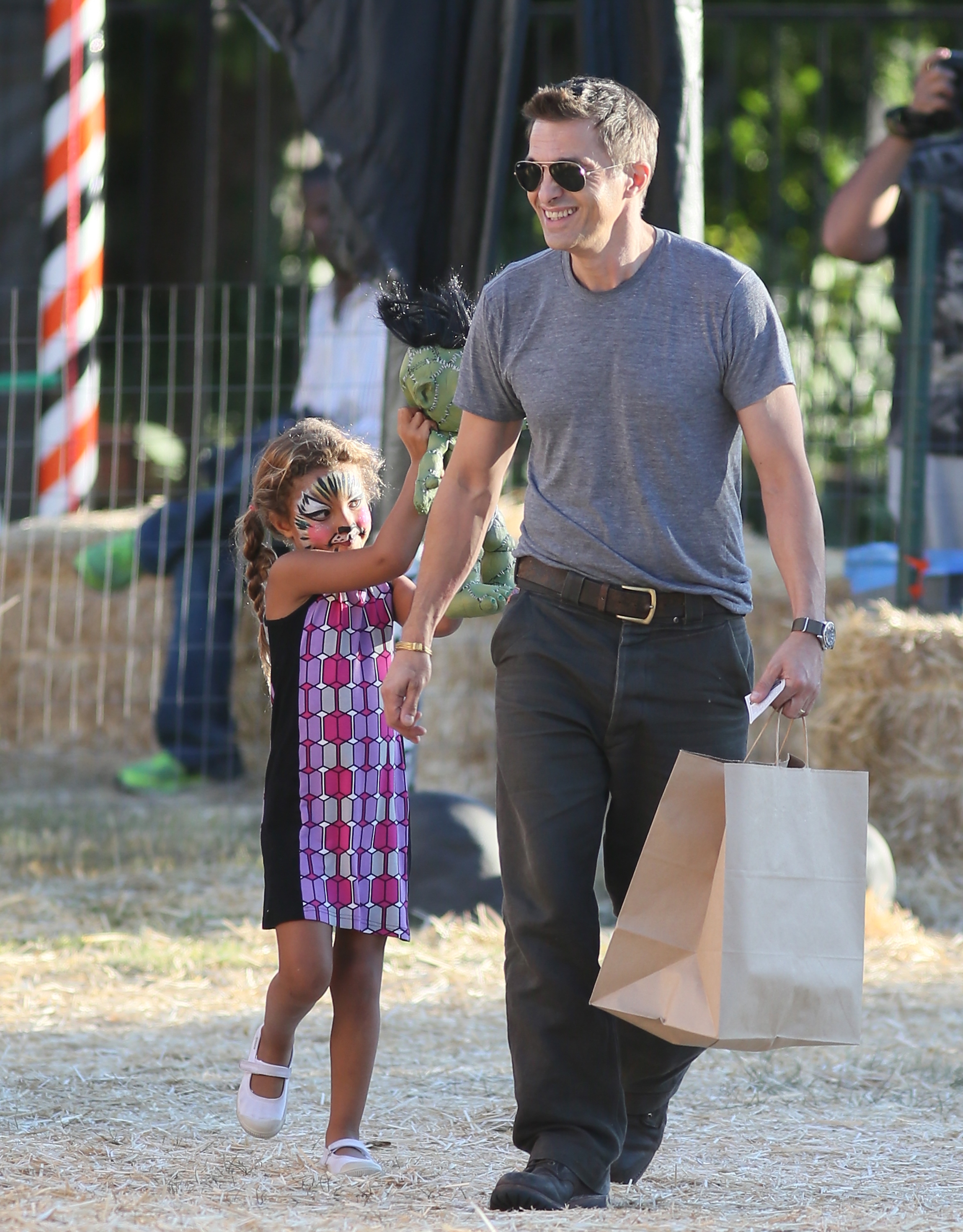 Olivier Martinez and Nahla Ariela Aubry seen at the Pumpkin Patch on October 7, 2013, in Los Angeles, California. | Source: Getty Images