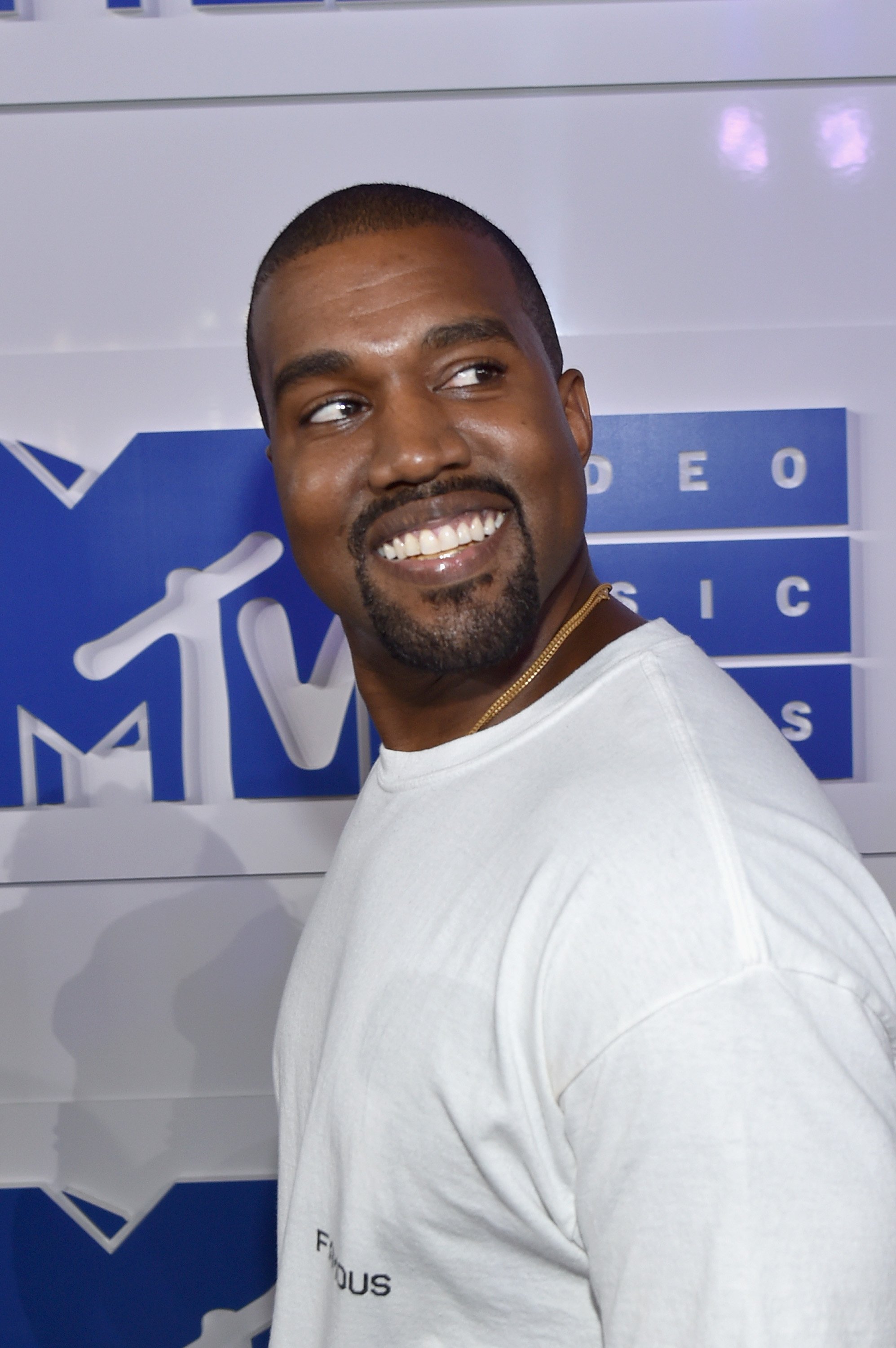 Kayne West attends the 2016 MTV Video Music Awards on August 28, 2016 in New York City. | Source: Getty Images