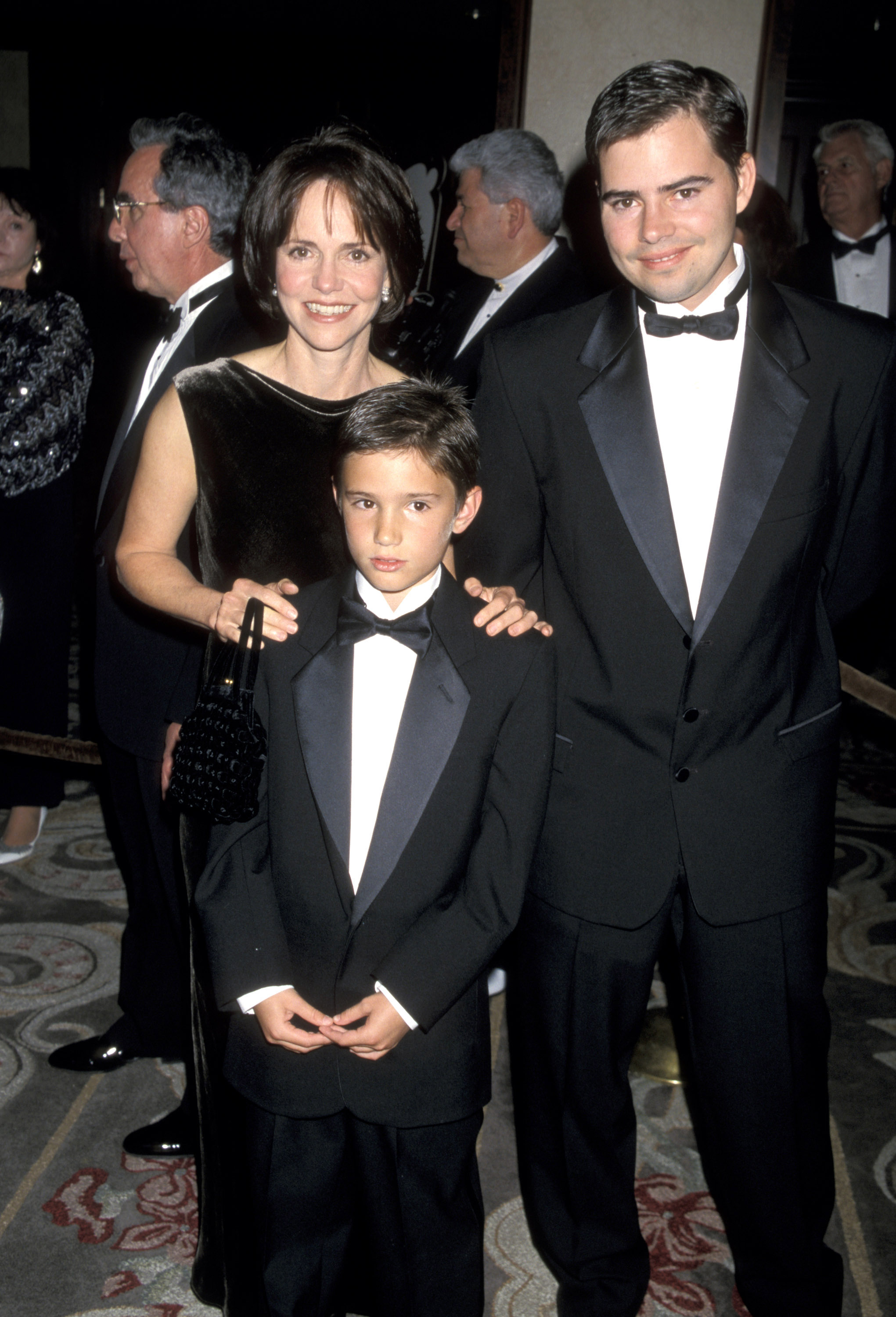 Sally Field, Samuel Greisman and Peter Craig at the 43rd Annual Thalians Ball in 1998. | Source: Getty Images