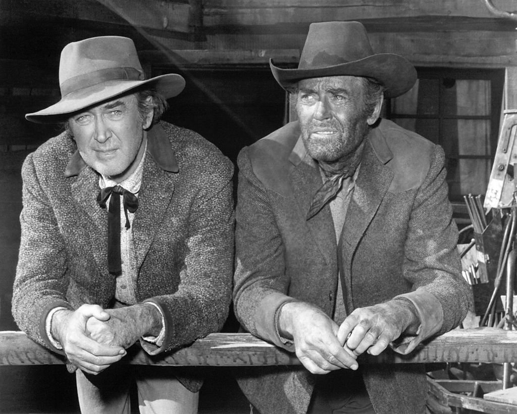 James Stewart and Henry Fonda in the western "Firecreek," in 1968| Photo: Getty Images