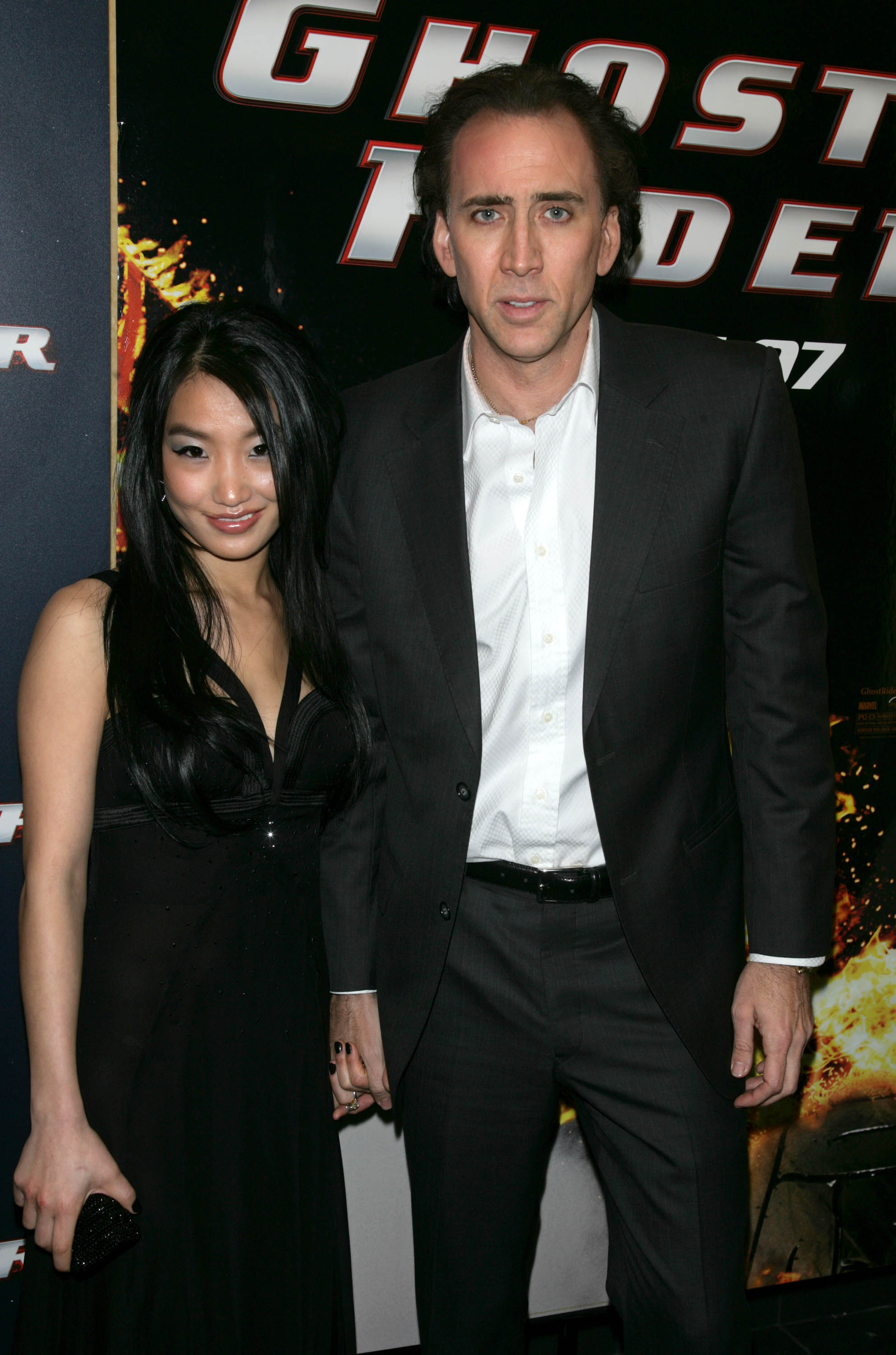 Nicolas Cage and Alice Kim at the Ghost Rider Premiere in New York in 2007 | Source: Getty Images