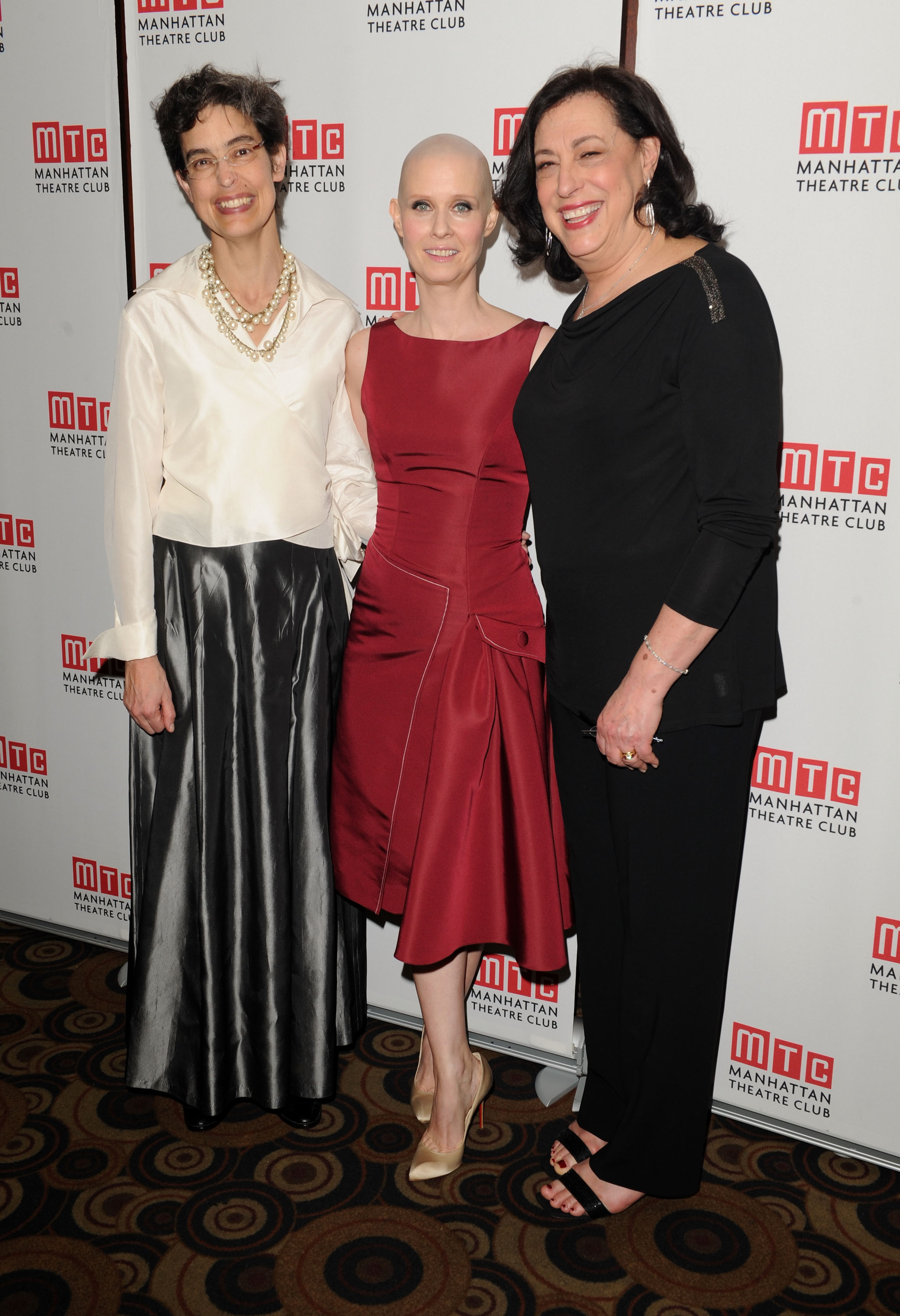 Margaret Edson, Synthia Nixon and Lynne Meadow on January 26, 2012, in New York City. | Source: Getty Images