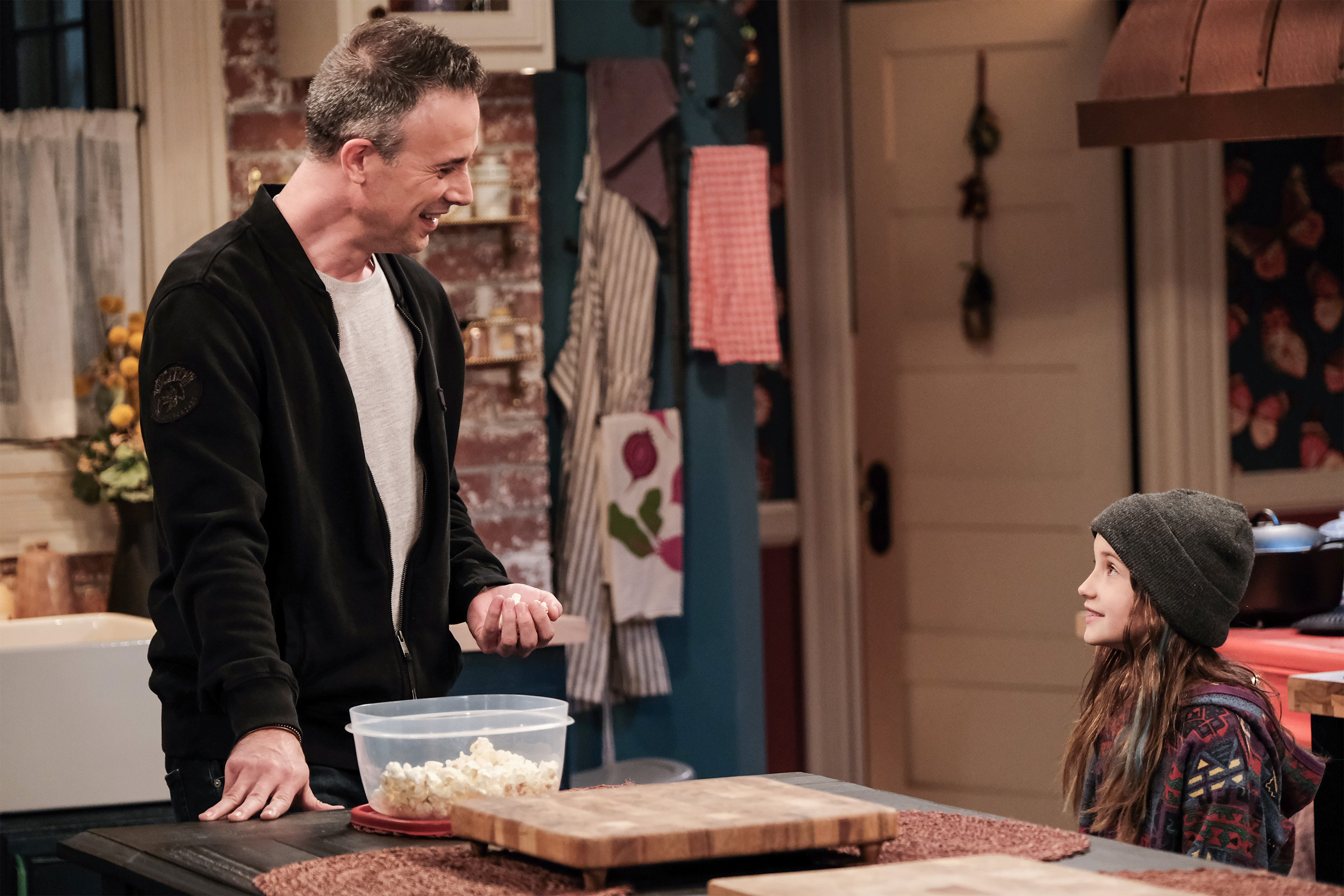 Freddie Prinze Jr. on the set of "Punky Brewster," 2020 | Source: Getty Images