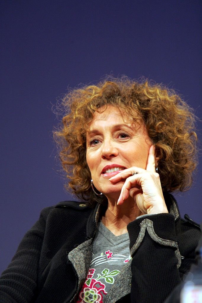 Mireille Dumas souriante. | Photo : Getty Images