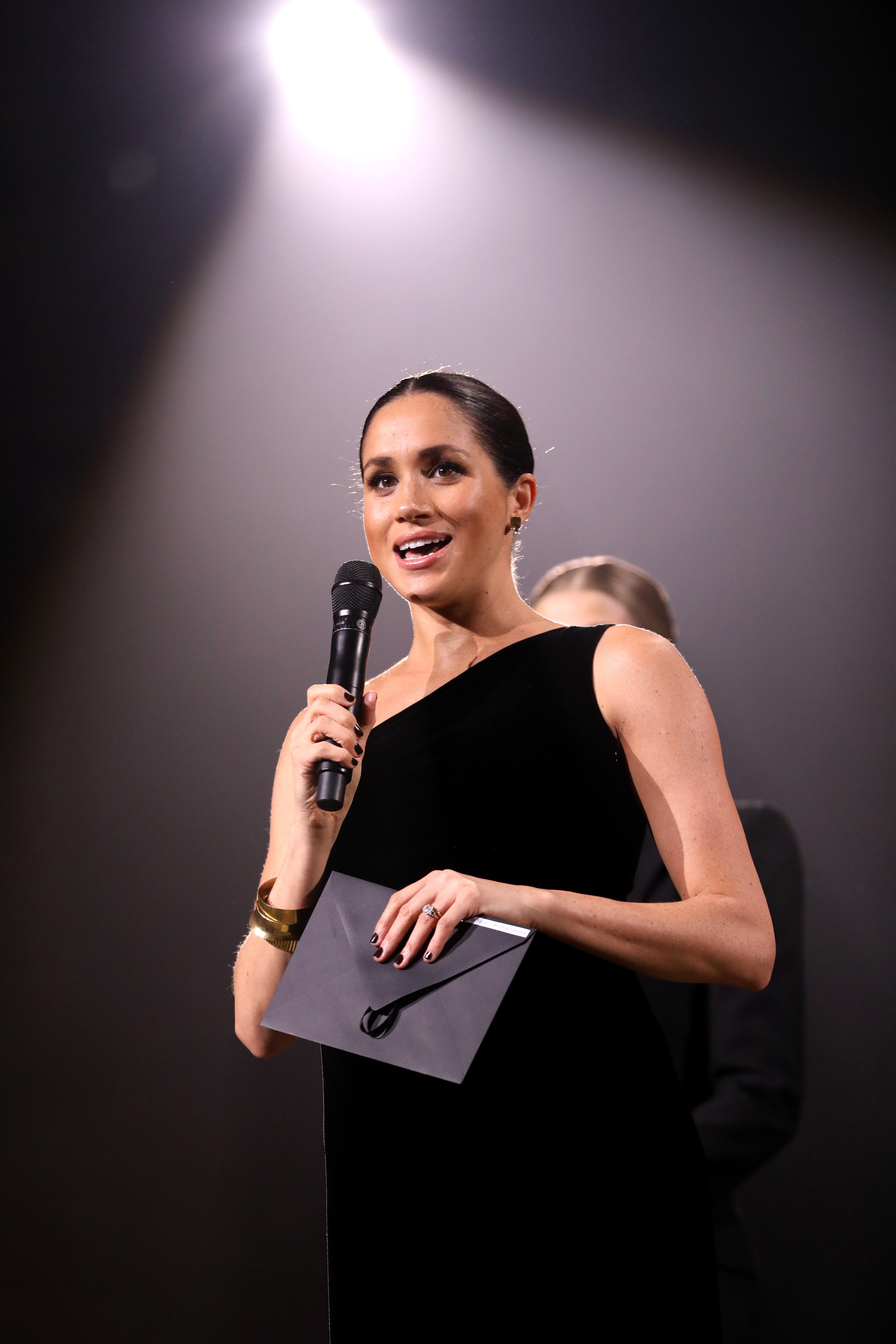 Meghan Markle at the British Fashion Awards in December 2018 | Photo: Getty Images