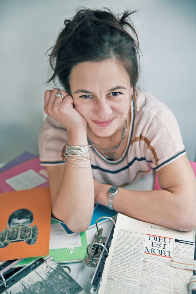 la fille de l'humoriste Pierre Desproges, Perrine Desproges est photographiée pour Paris Match le 04 octobre 2017 à Paris, France. | Photo : Getty Images