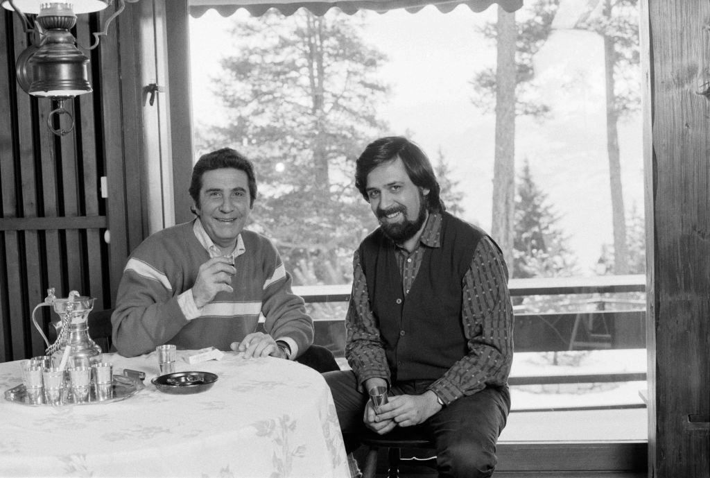 Gaya Becaud et son père Gilbert Becaud en pleine discussion