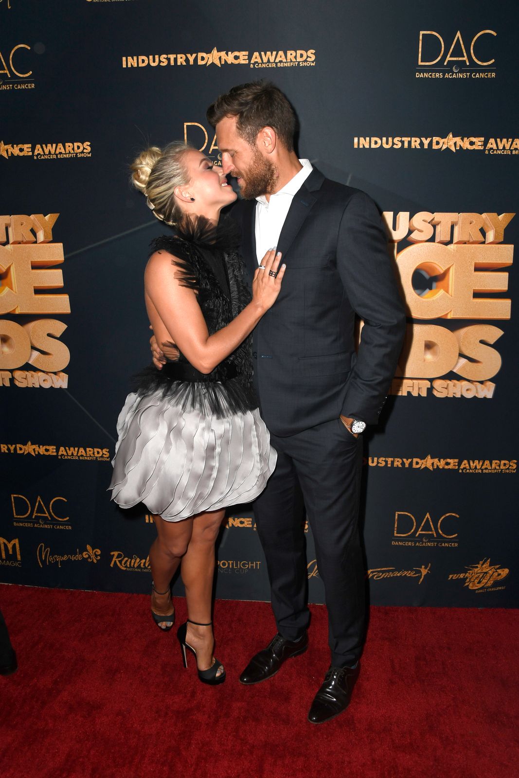 Julianne Hough and Brooks Laich at the Industry Dance Awards on August 14, 2019. | Photo: Getty Images