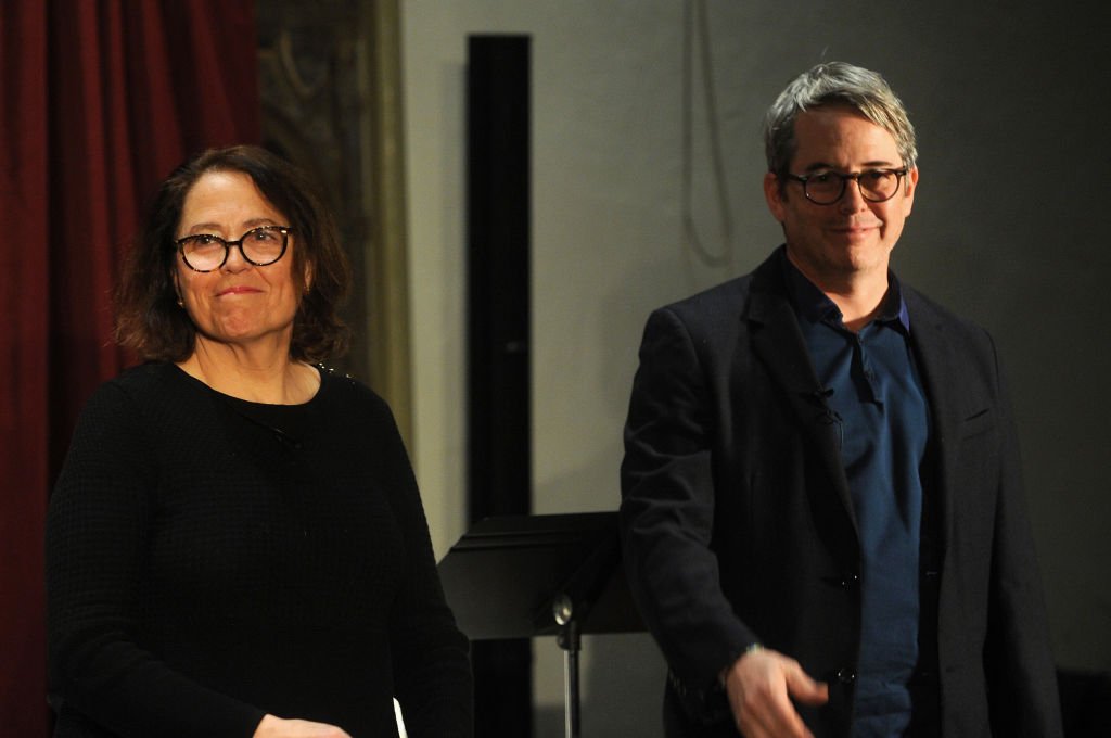 Rev Janet Broderick and her brother actor Matthew Broderick perform a reading of Truman Capote's "A Christmas Memory" at St Peter's Episcopal Church on December 14, 2018 | Photo: Getty Images