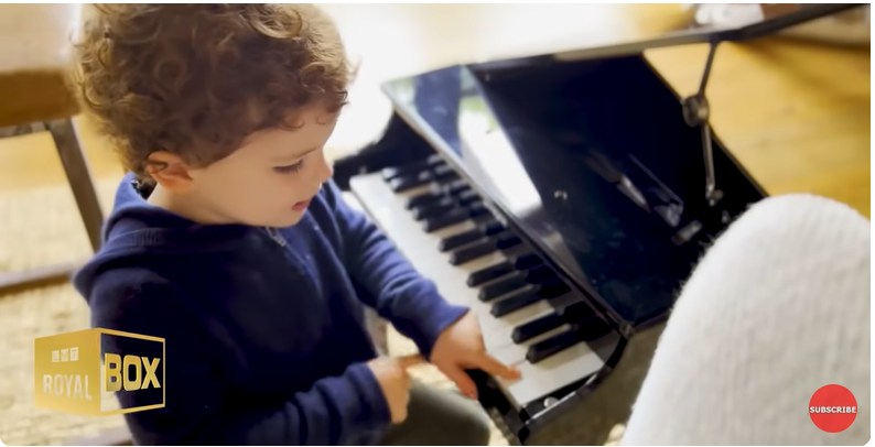 Archie Harrison Mountbatten-Windsor playing the piano at home from a YouTube video dated December 15, 2022 | Source: Youtube/@LMT