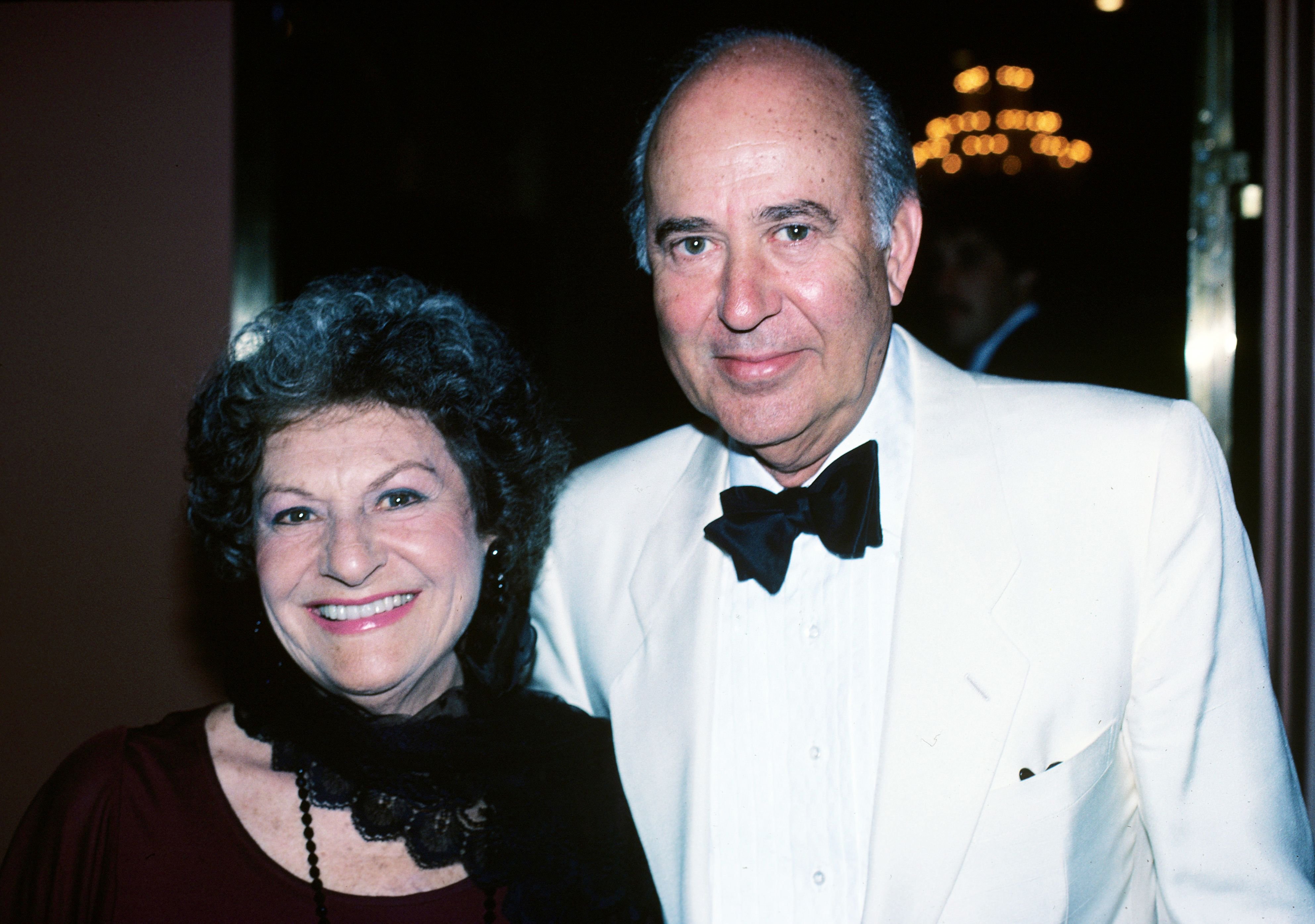 Late Carl Reiner & wife Estelle in 1984 in New York City on January 01, 1984 | Photo: Getty Images