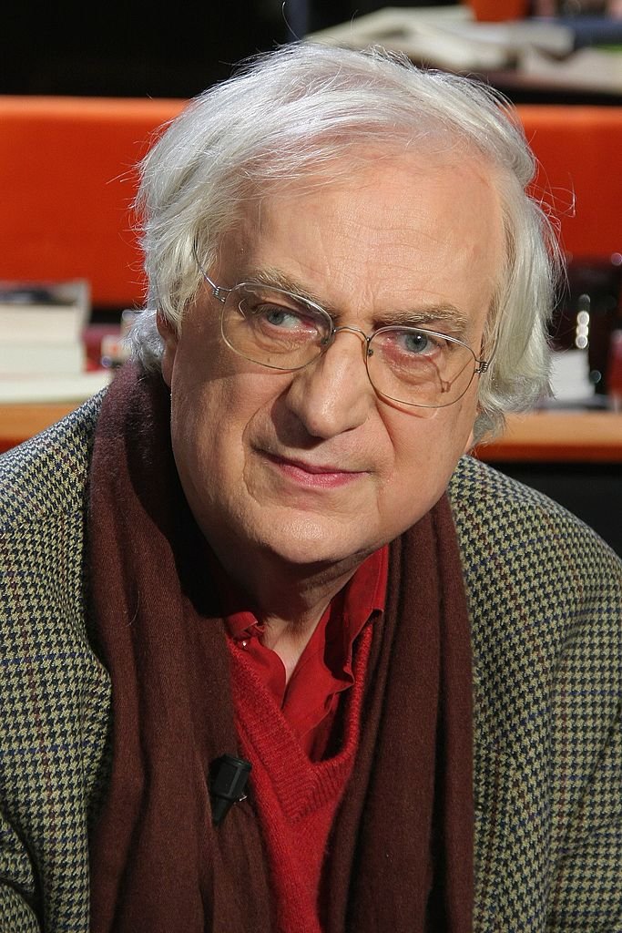 Bertrand Tavernier de passage dans une émission le 1er avril 2009 | Source : Getty images