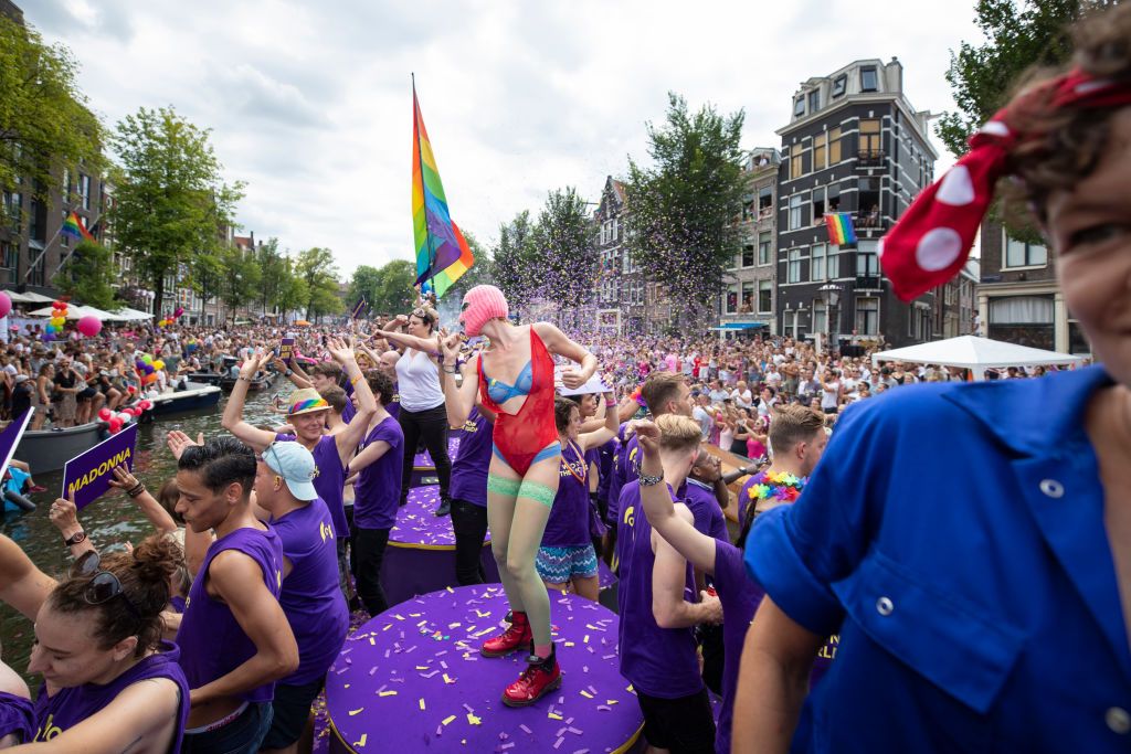 Jährliche Gay Pride Canal Parade, 4. August 2018, in Amsterdam, Niederlande. | Quelle: Getty Images