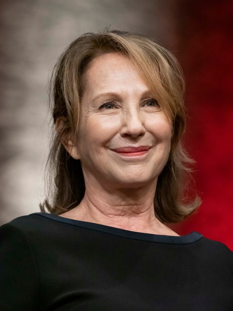 Le magnifique sourire de Nathalie Baye. | Photo : Getty Images Le magnifique sourire de Nathalie Baye. | Photo : Getty Images