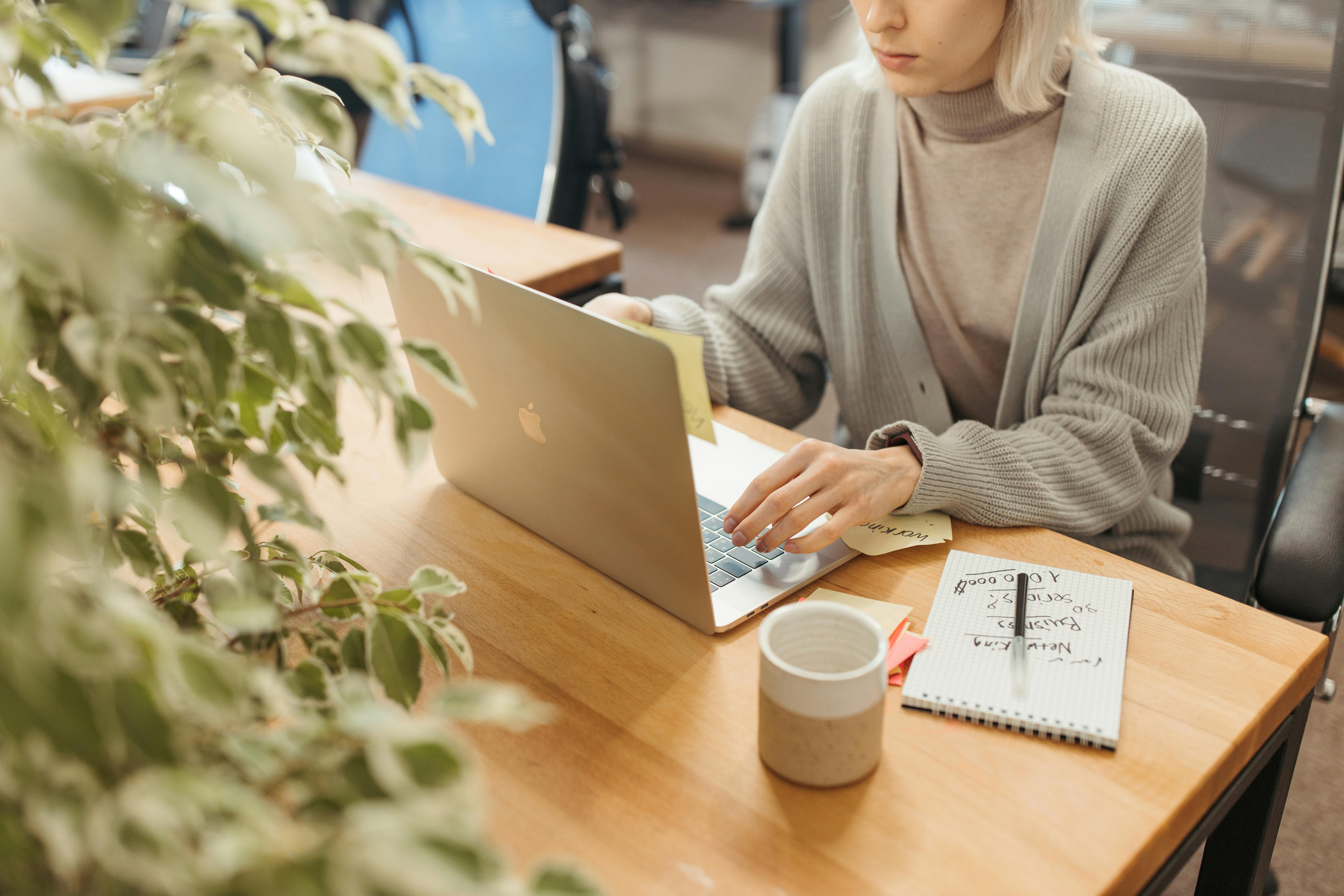 A woman on a laptop | Source: Pexels