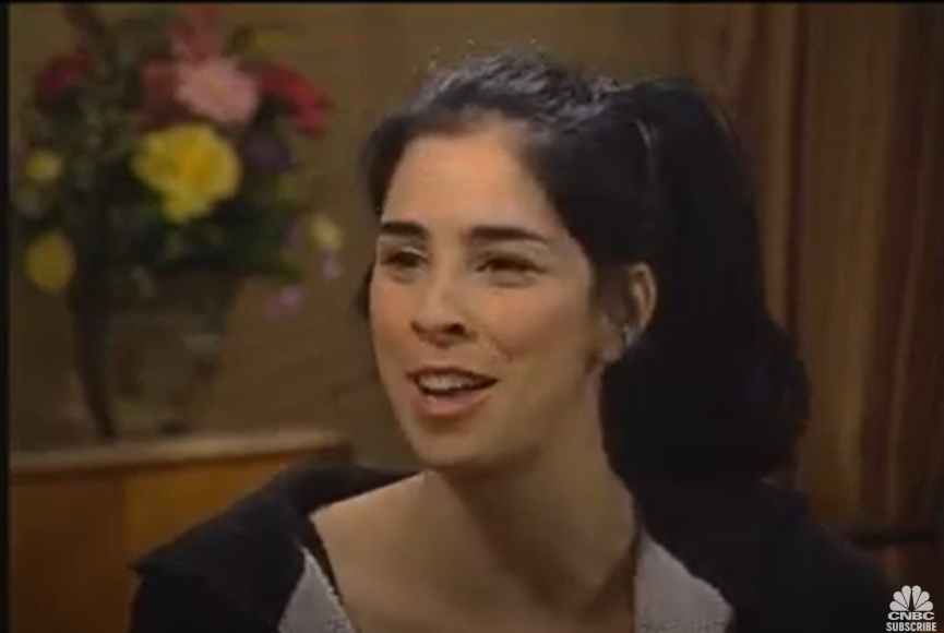 Sarah Silverman talks about how her relationship with Jimmy Kimmel, from a video post dated June 25, 2007 | Source: YouTube/CNBCAmbition