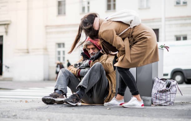 Paula found out that Curtis was not the kind and generous man she thought he was. | Source: Shutterstock