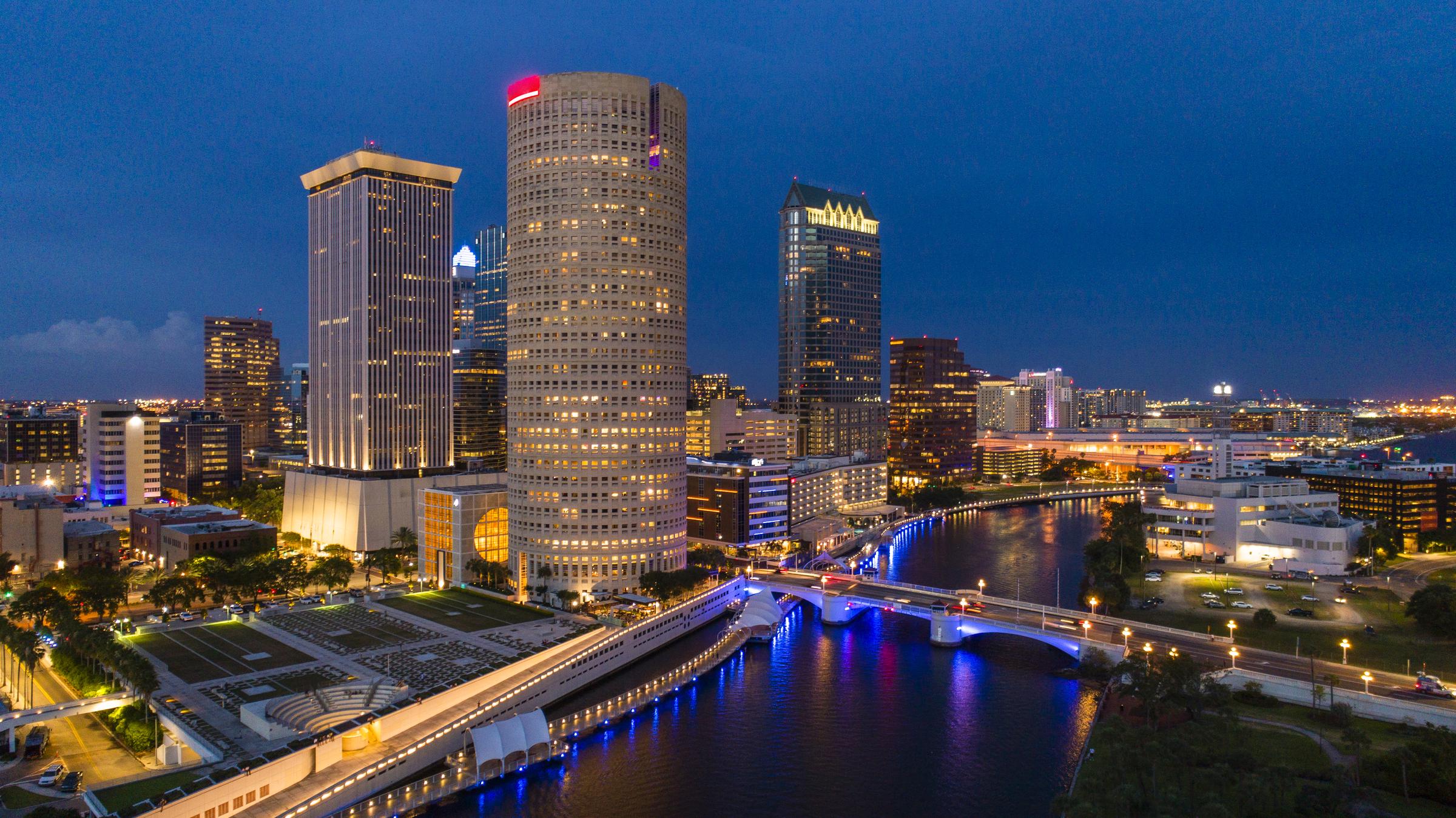 Aerial view of the illuminated Downtown Tampa Skyline in the night. | Source: Getty Images