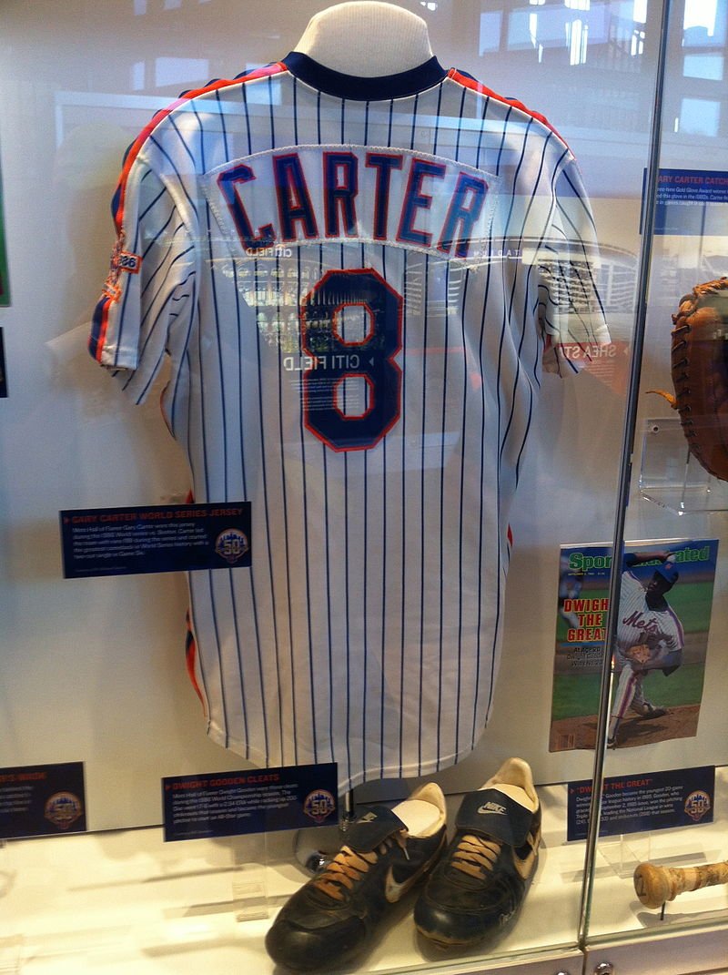 Gary Carter's jersey displayed at Citi Field Hall of Fame & Museum in New York | Source: Wikimedia