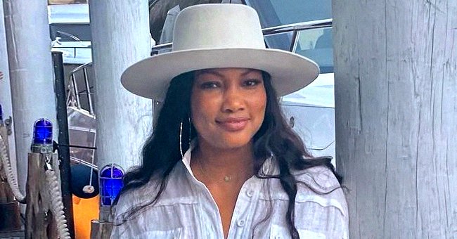 A picture of Garcelle Beauvais posing in a white hat | Photo: Instagram.com/garcelle