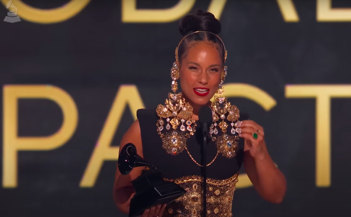 Alicia Keys during her acceptance speech at the Grammy Awards, posted on February 3, 2025. | Source: YouTube/Recording Academy/Grammys