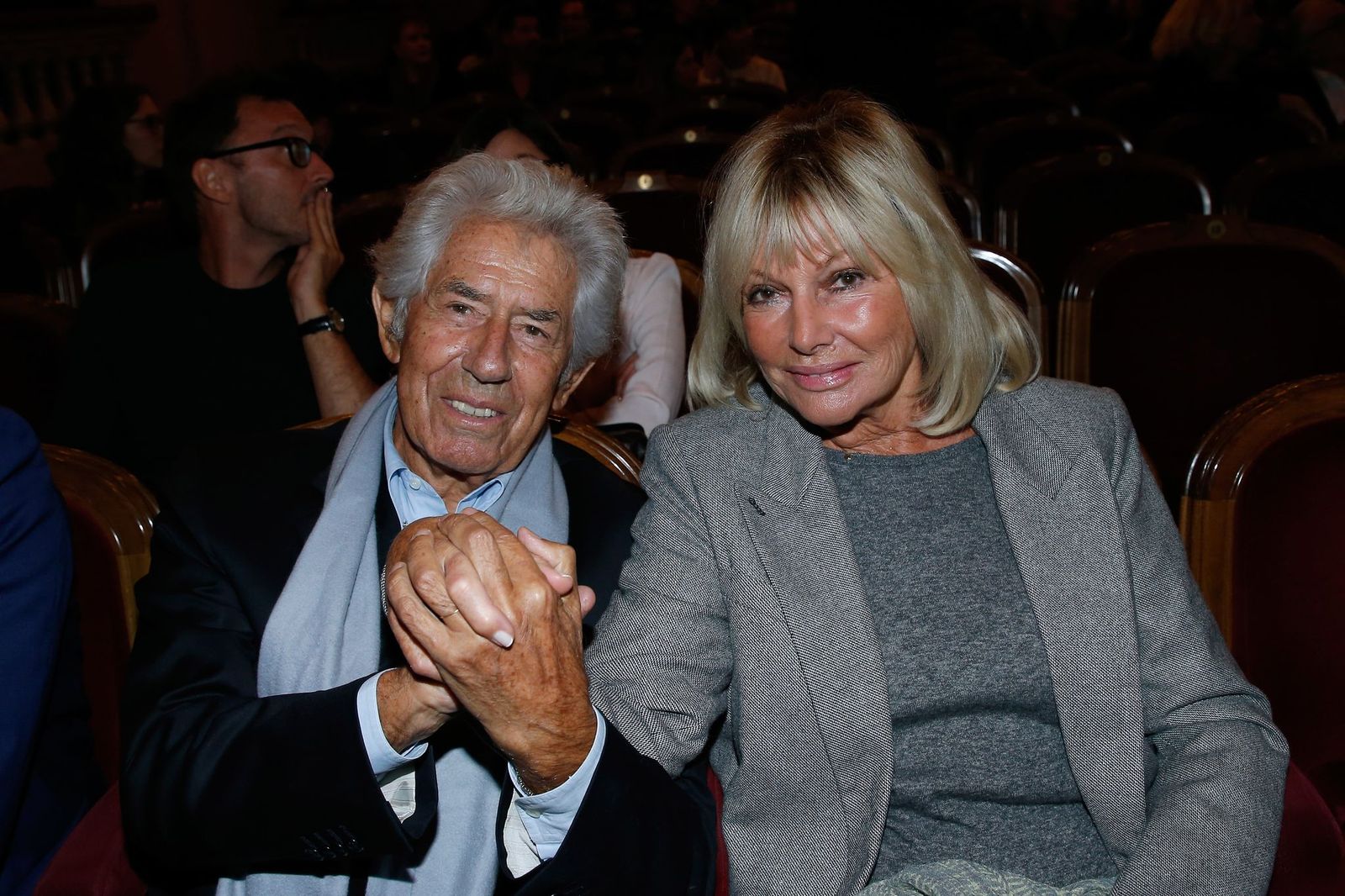 Le journaliste Philippe Gildas et sa compagne Maryse | Photo : Getty Images.