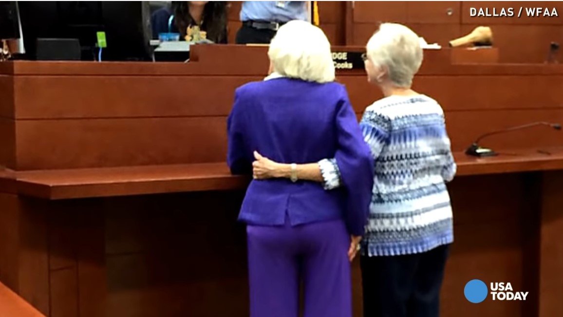 Picture of Mary Smith and Muriel Clayton at the court during the adoption process | Source:  Youtube/USA TODAY 