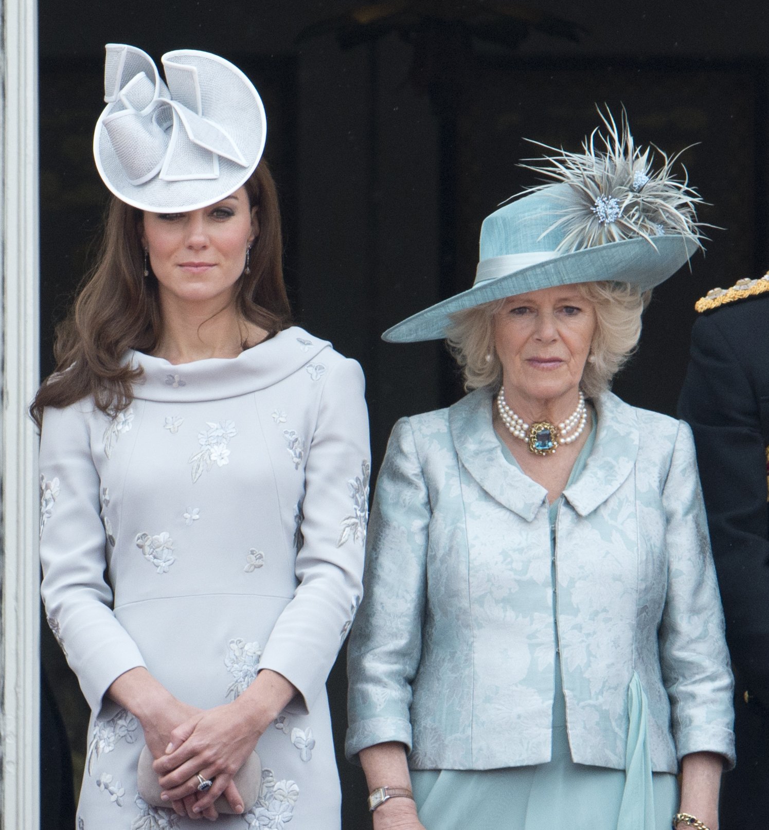 Düşes Kate ve Düşes Camilla, 16 Haziran 2012'de Londra'daki Trooping The Color Seremonisine katılıyor |  Kaynak: Getty Images