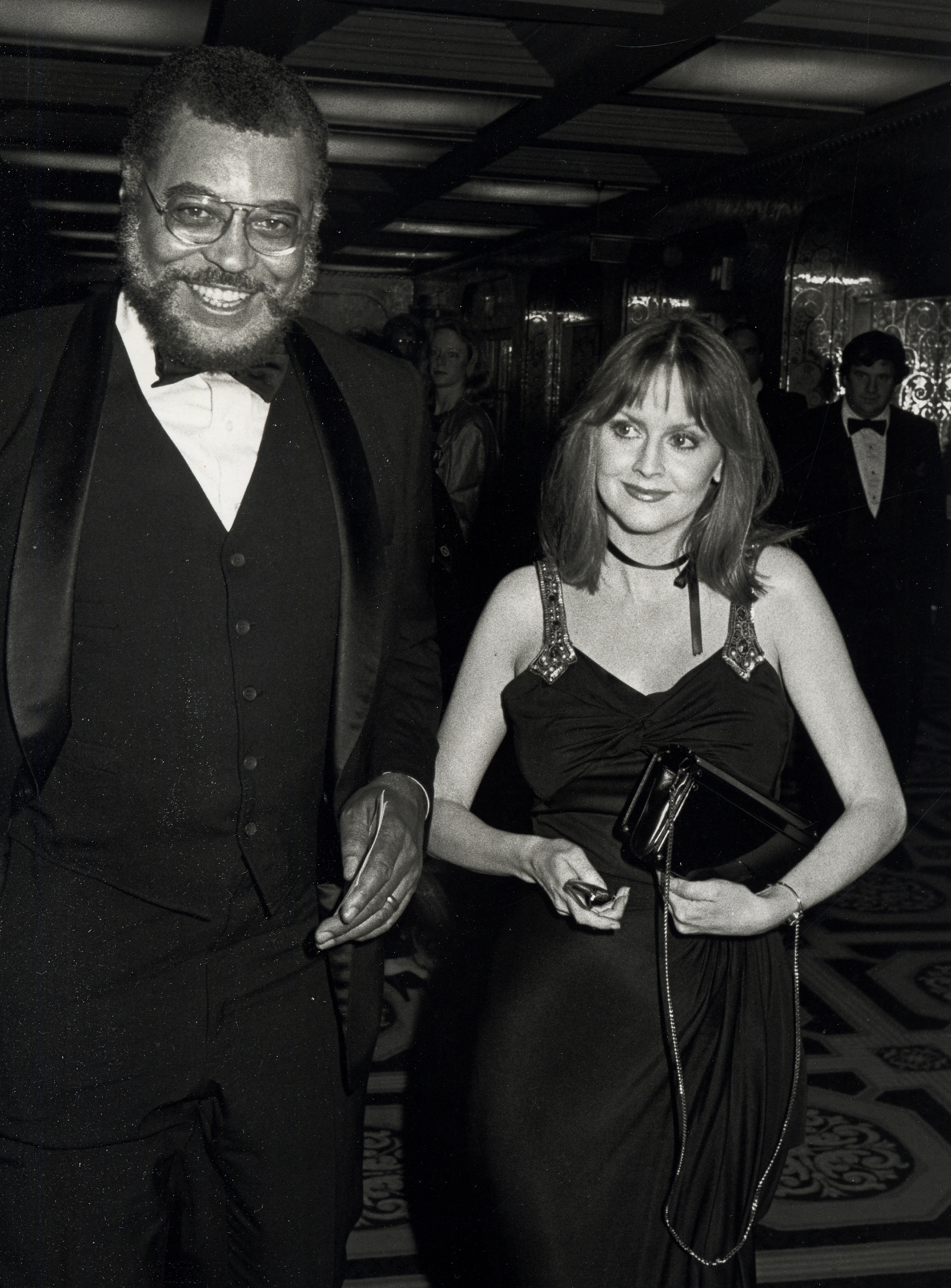 James Earl Jones and Cecilia Hart at the 36th Annual Tony Awards afterparty on June 6, 1982, in New York. | Source: Getty Images