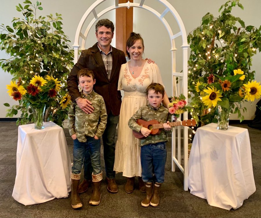Joe and Heather Kent with their sons on their wedding day, from a post dated September 1, 2025 | Source: Instagram/joekent16jan19