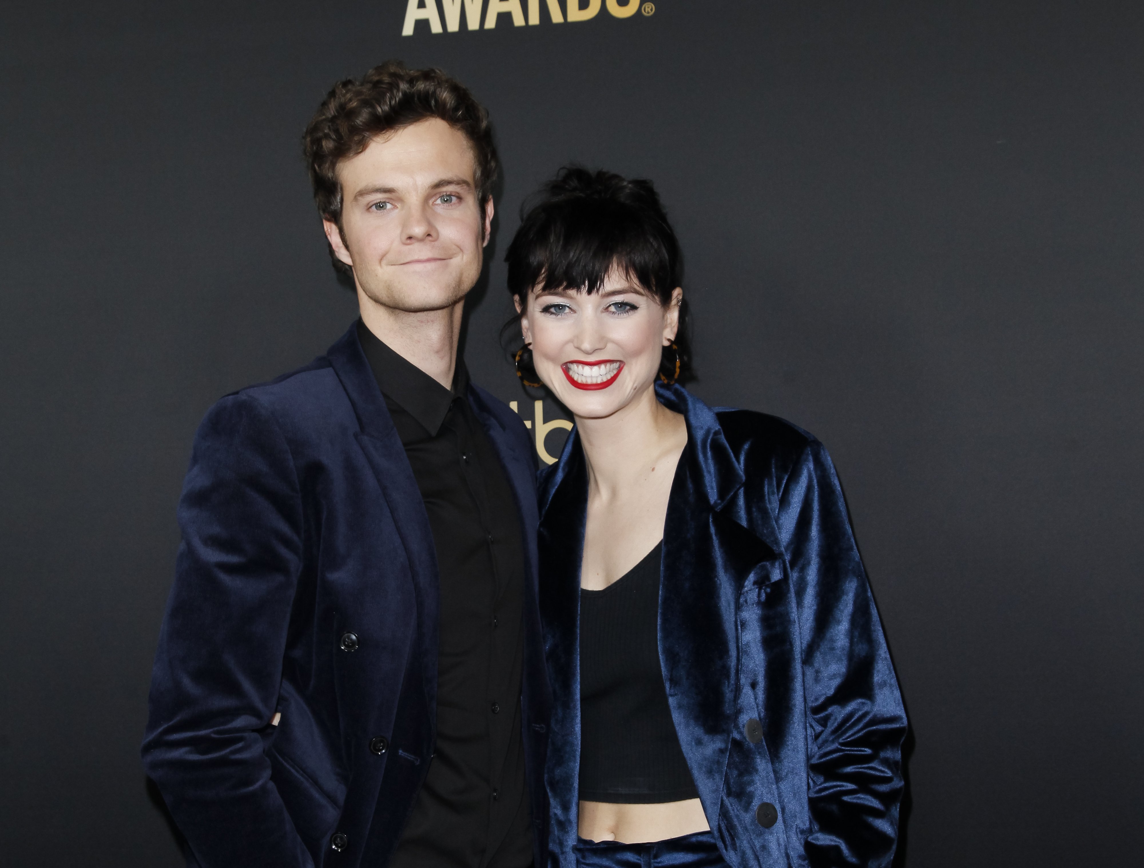 Jack Quaid and Lizzy McGroder attend the HFPA and THR Golden Globe Ambassador Party at Catch LA, on November 14, 2019, in West Hollywood, California. | Source: Getty Images