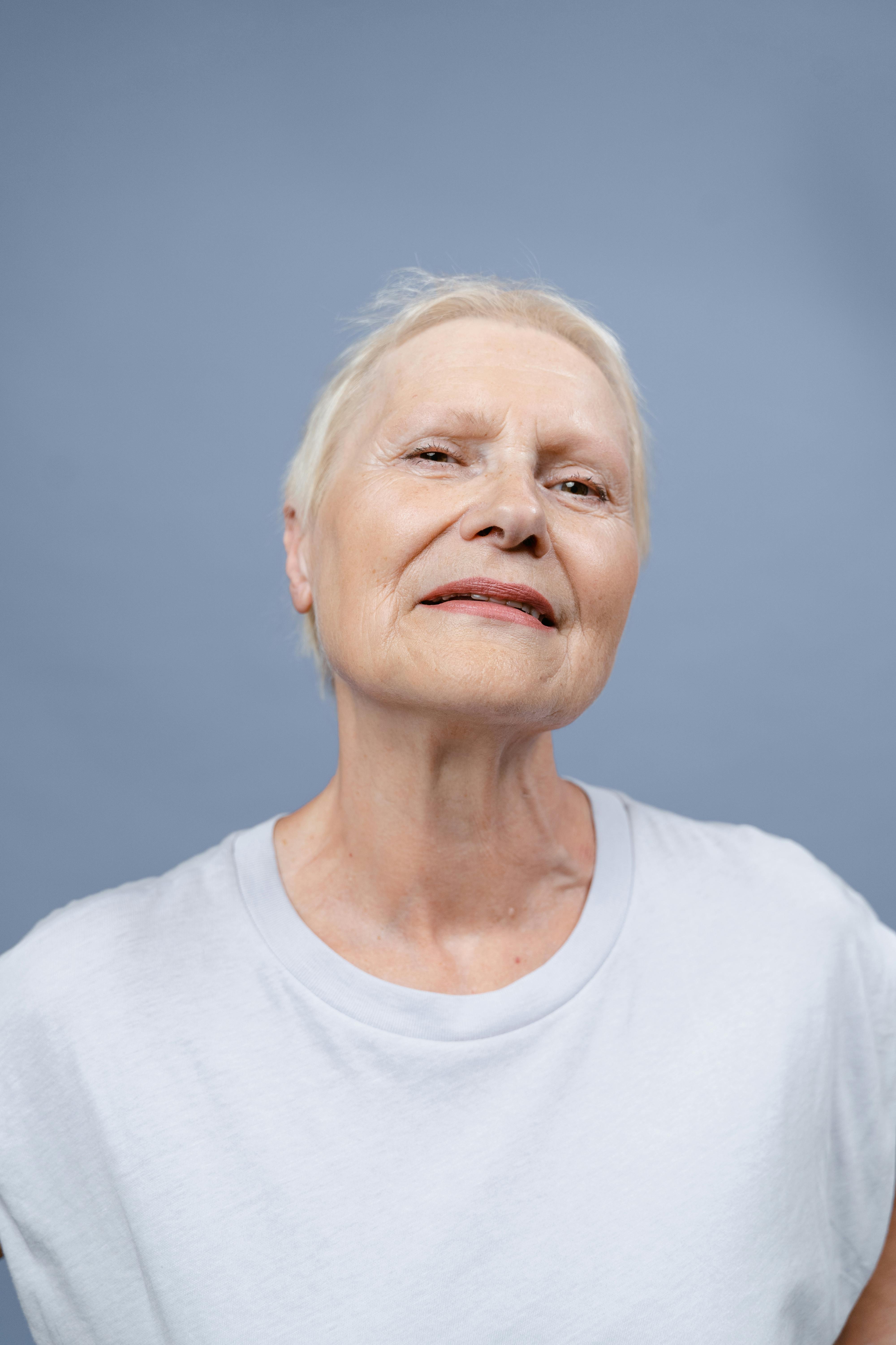 An arrogant-looking older woman | Source: Pexels