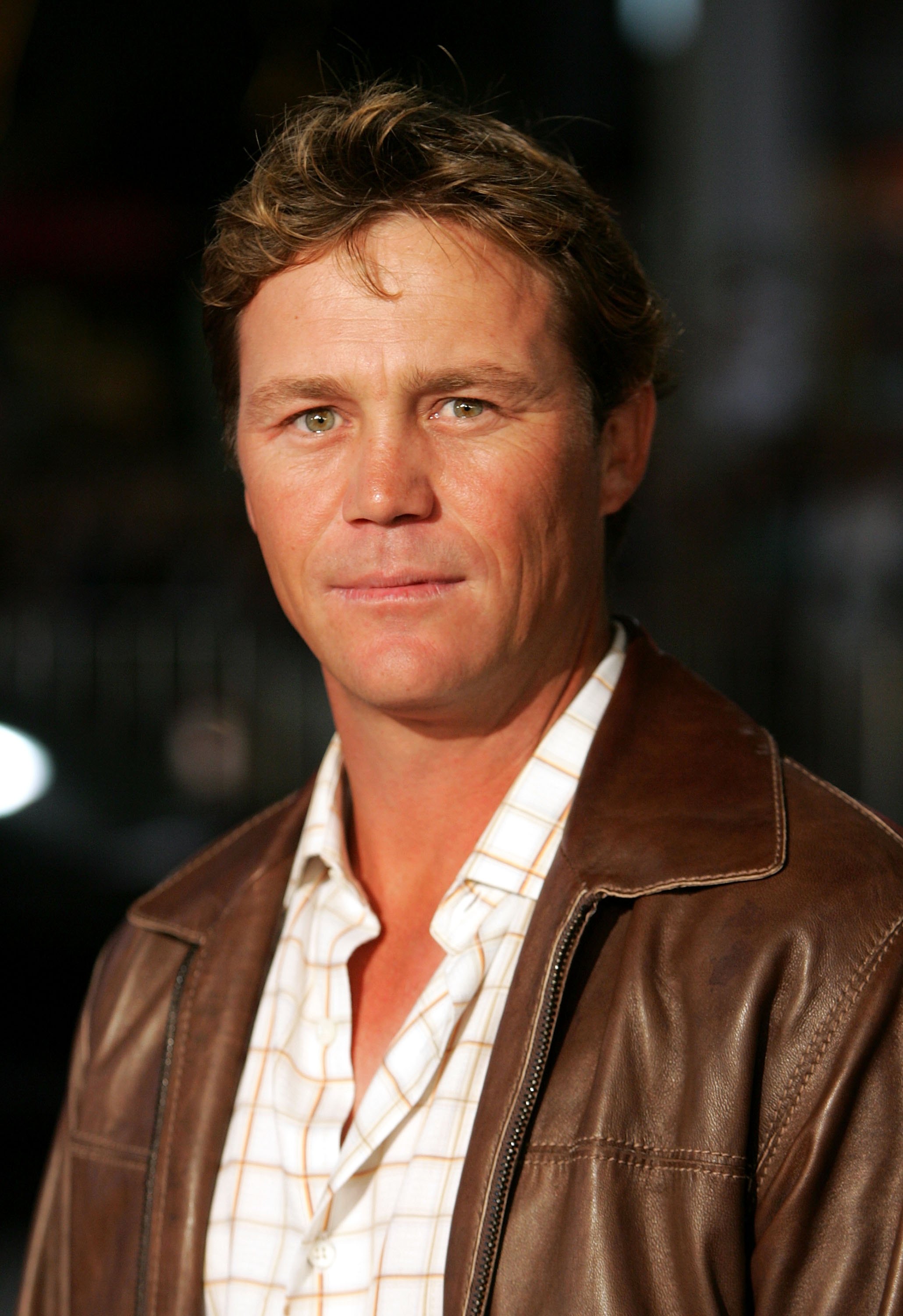 Brian Krause arrives at the premiere of Universal Pictures "Man of the Year" at Grauman's Chinese Theatre October 4, 2006 in Hollywood, California | Source: Getty Images