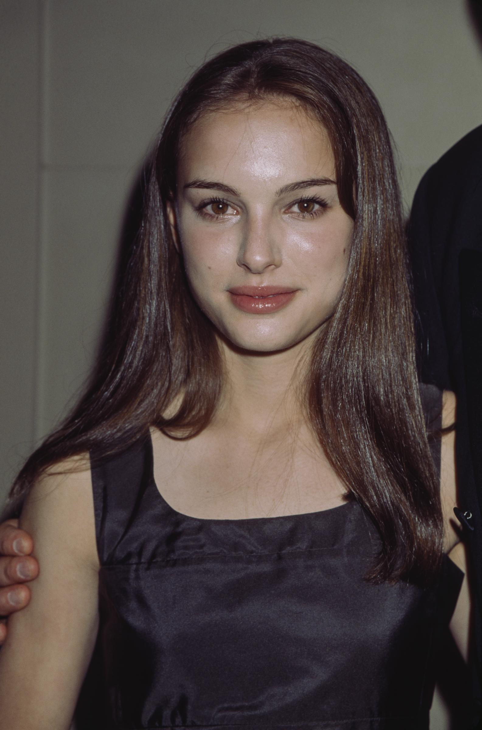 Natalie Portman attends the Audrey Hepburn 70th Birthday Tribute at Cipriani, New York City, circa 1999. | Source: Getty Images