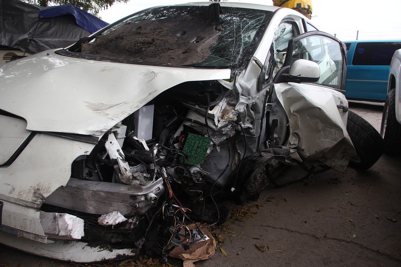 Un accident de voiture. | Photo : Pixabay
