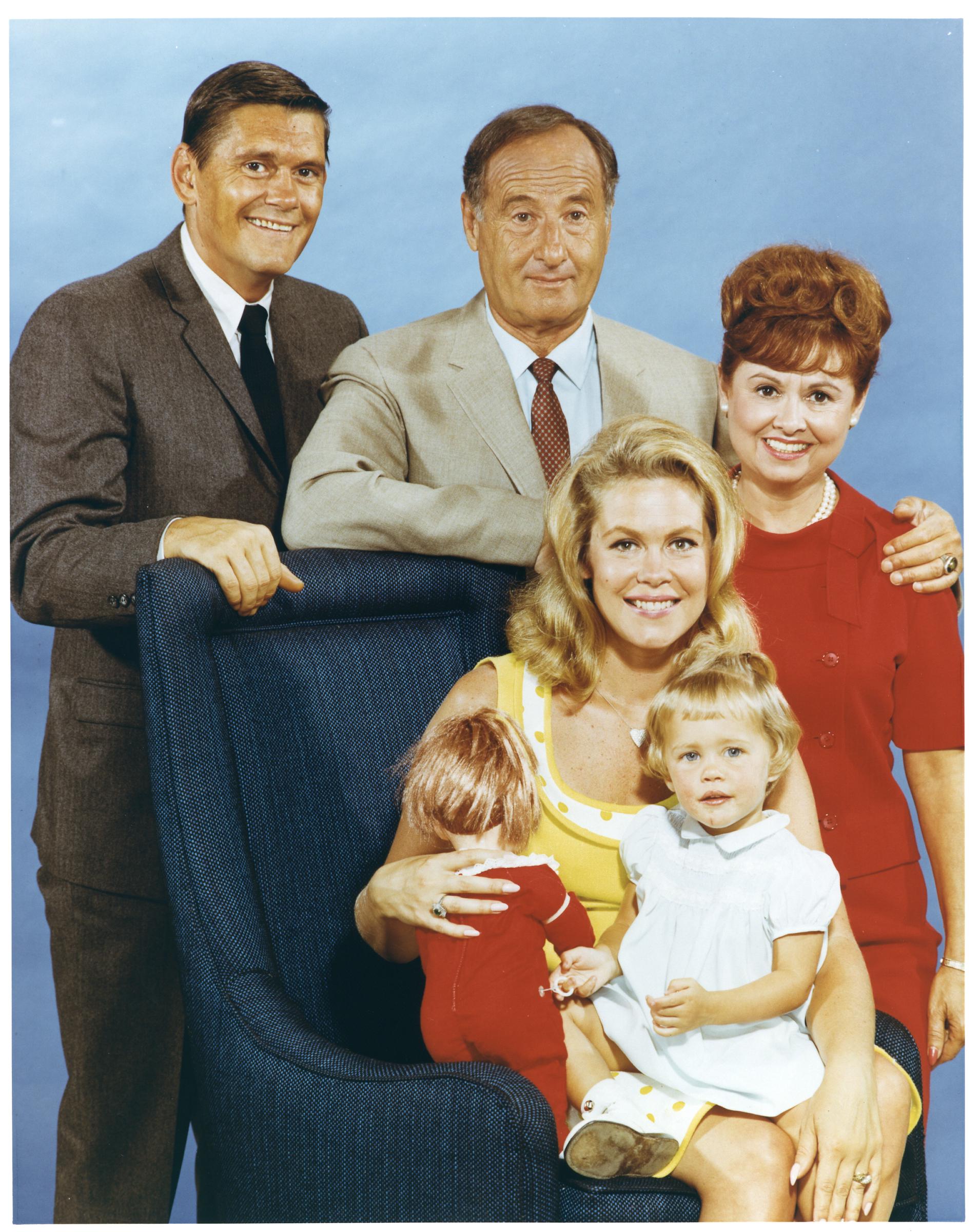 The "Bewitched" cast, cica 1966 | Source: Getty Images