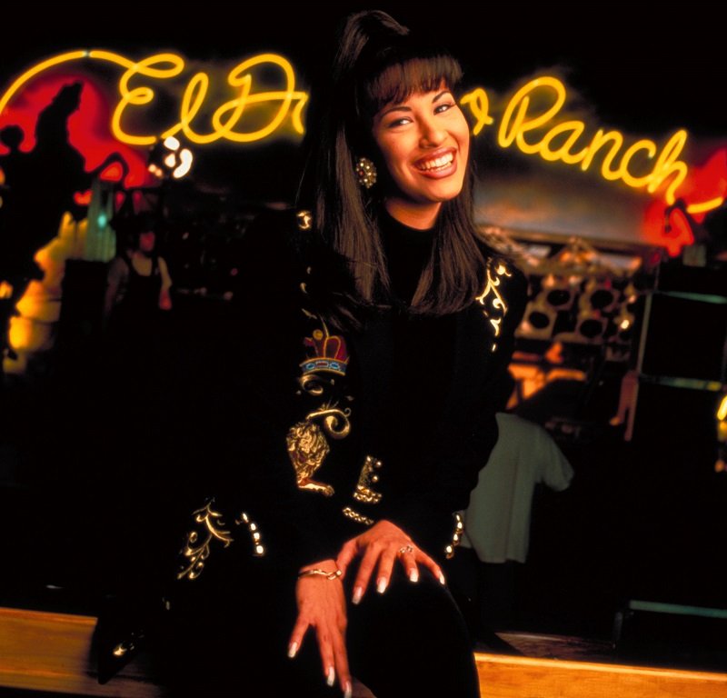 Selena circa January 1994 at the El Dorado Ranch nightclub | Photo: Getty Images