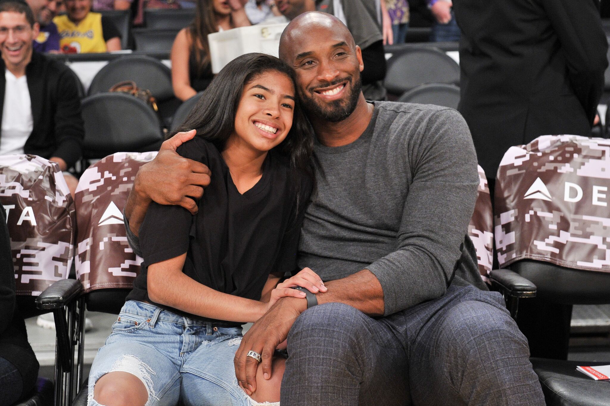 Kobe Bryant and his daughter Gianna Bryant attend a basketball game at Staples Center on November 17, 2019 in Los Angeles, California. | Source: Getty Images