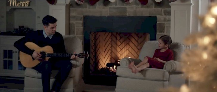 Source: YouTube/Claire and the Crosbys