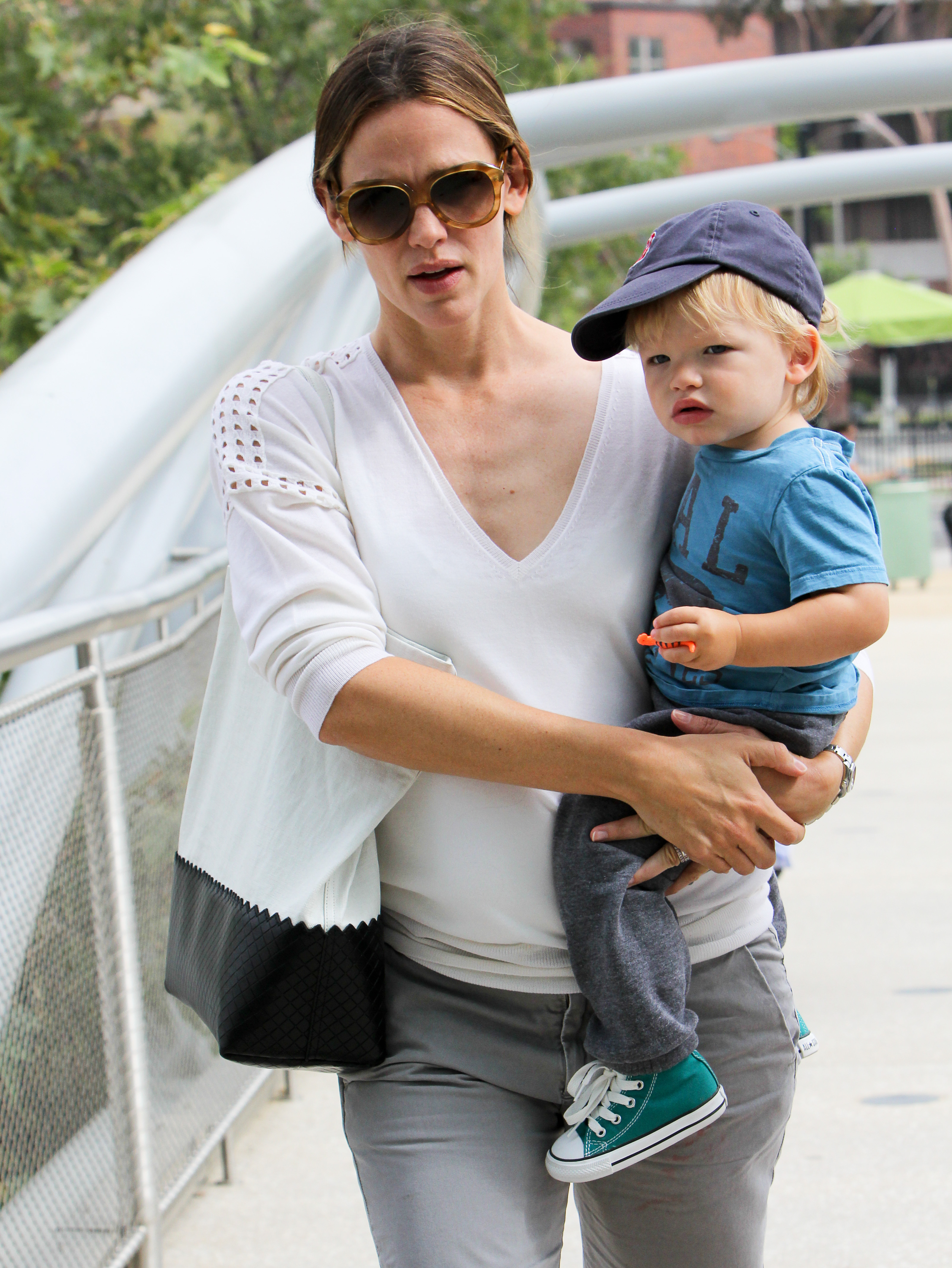 Jennifer Garner and Samuel Affleck celebrity sighting in Los Angeles, California on August 3, 2013 | Source: Getty Images