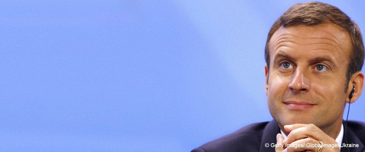 Emmanuel Macron, en jean, a aidé un sans-abri allongé dans la rue (photos)