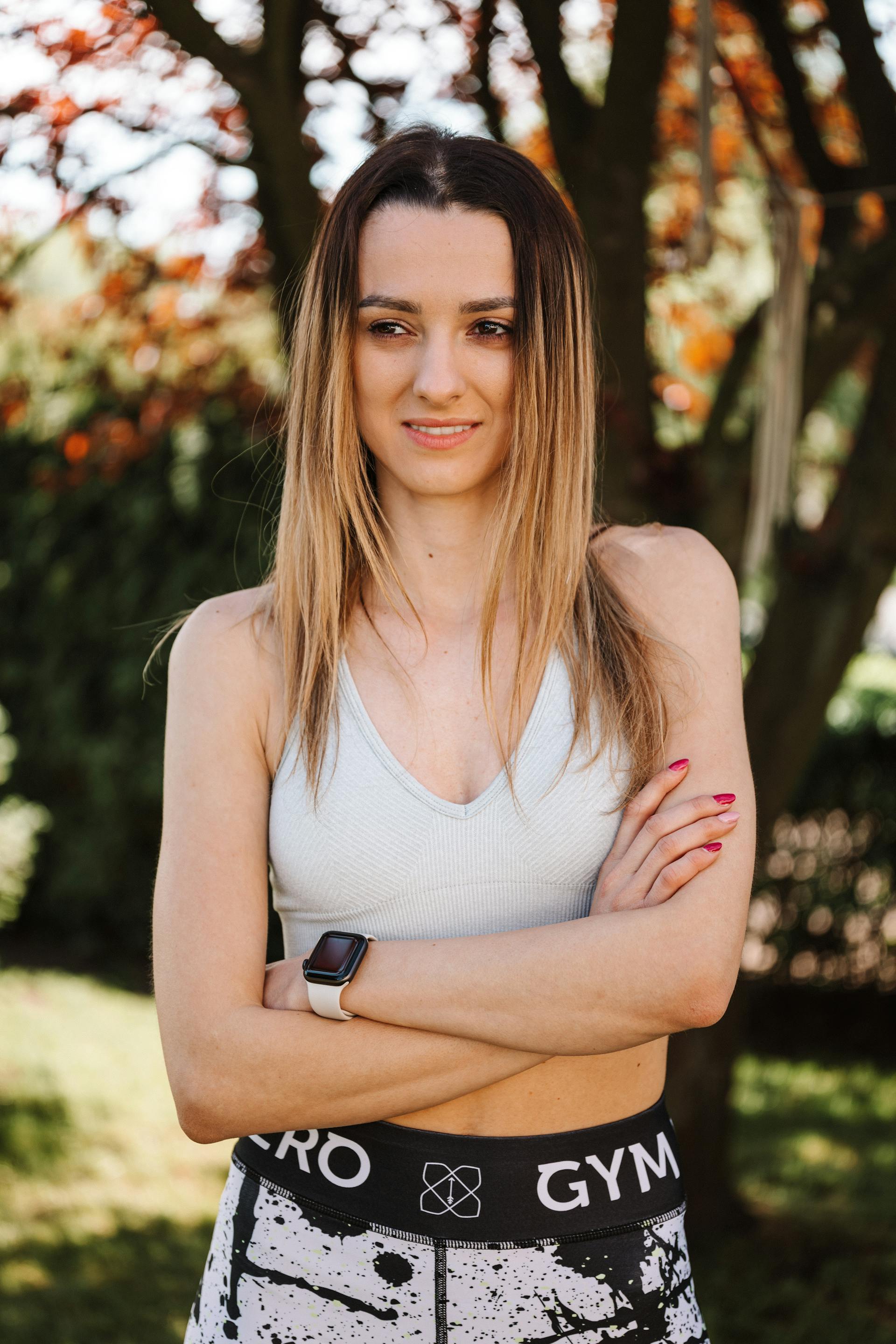 A woman with her arms crossed | Source: Pexels