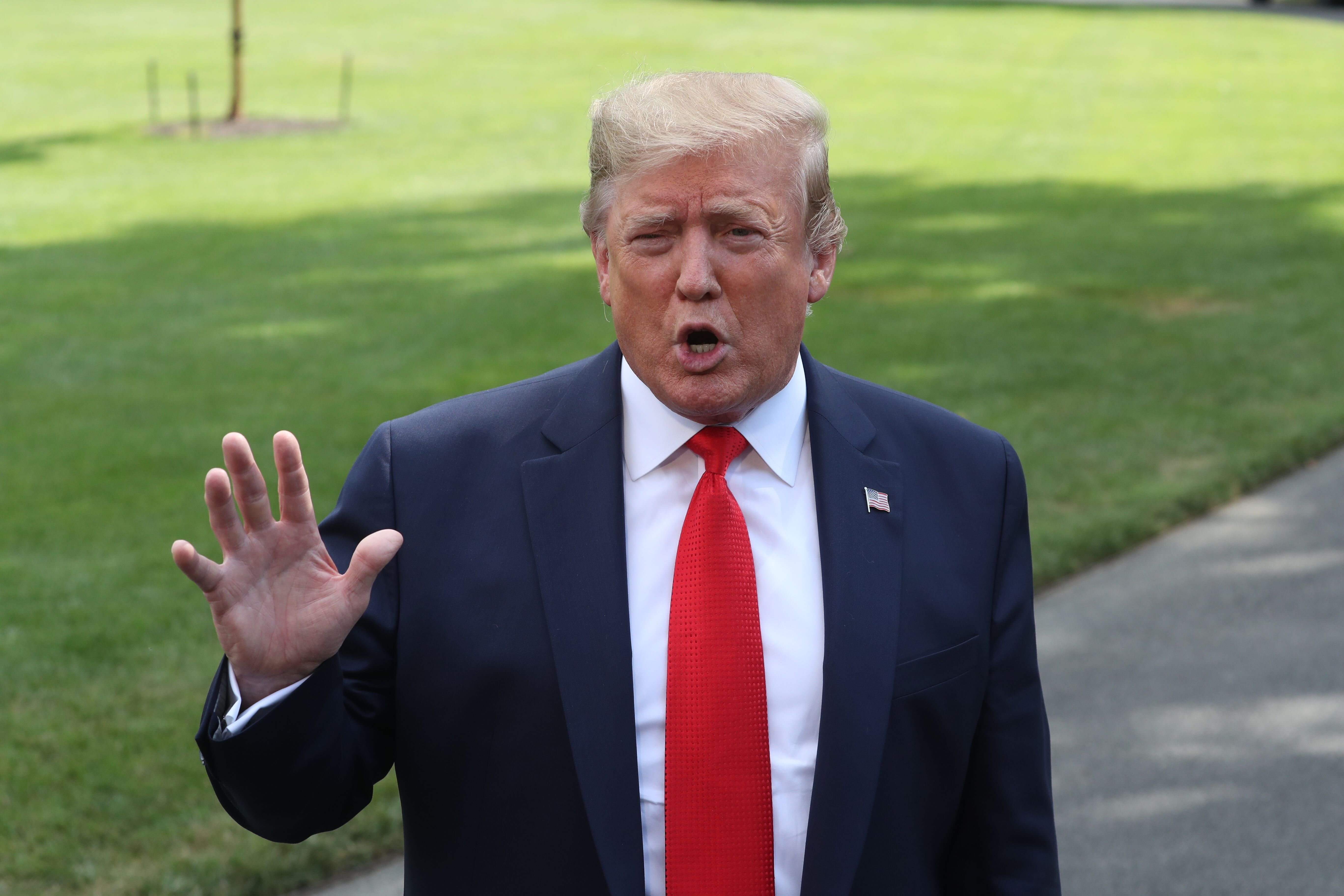 Donald Trump discute sus impuestos en el estado de Nueva York || Fuente: Getty Images Donald Trump discute sus impuestos en el estado de Nueva York || Fuente: Getty Images