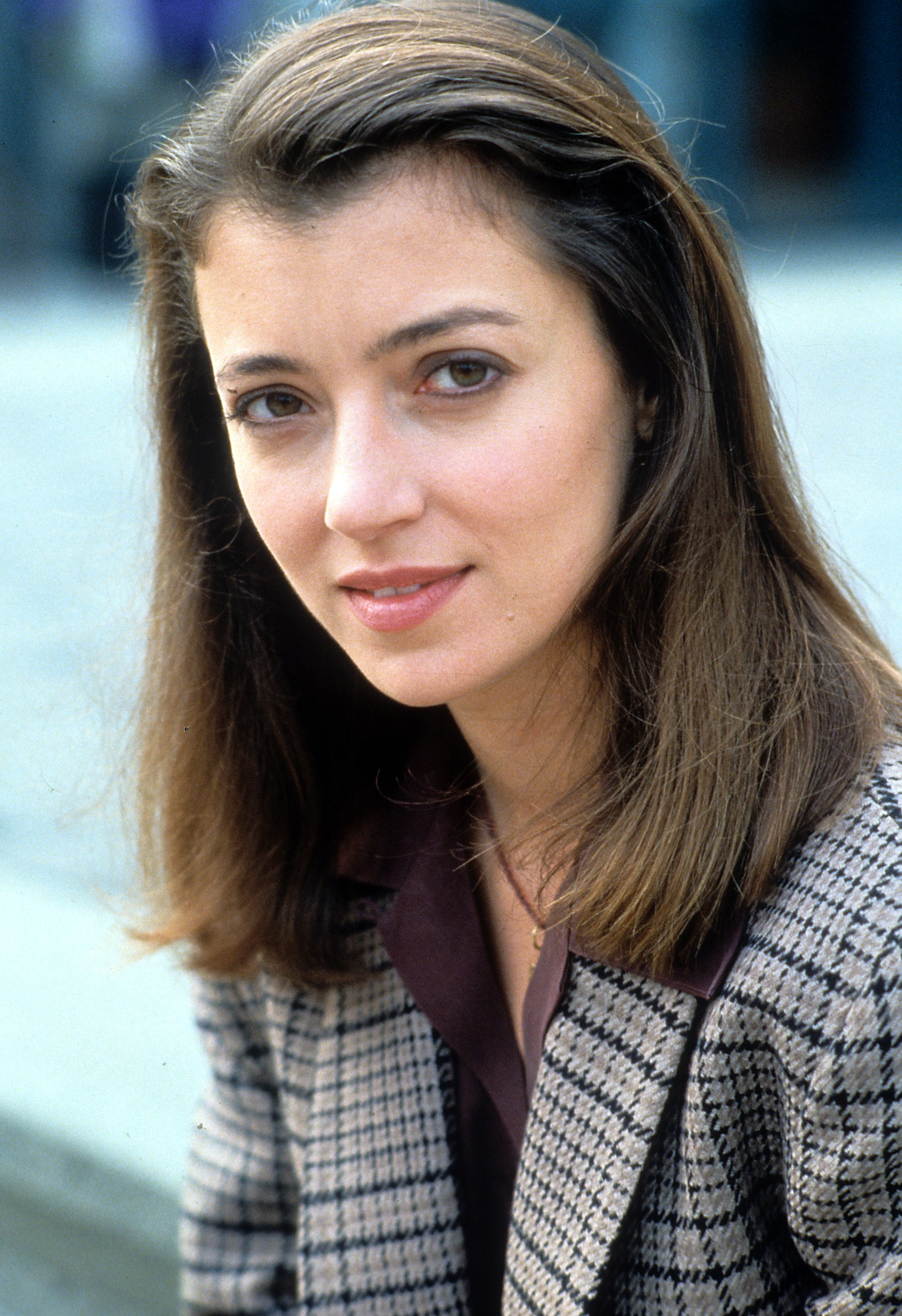 Actress Mia Sara starring in a scene from the film 'Timecop', circa 1994. | Source: Getty Images
