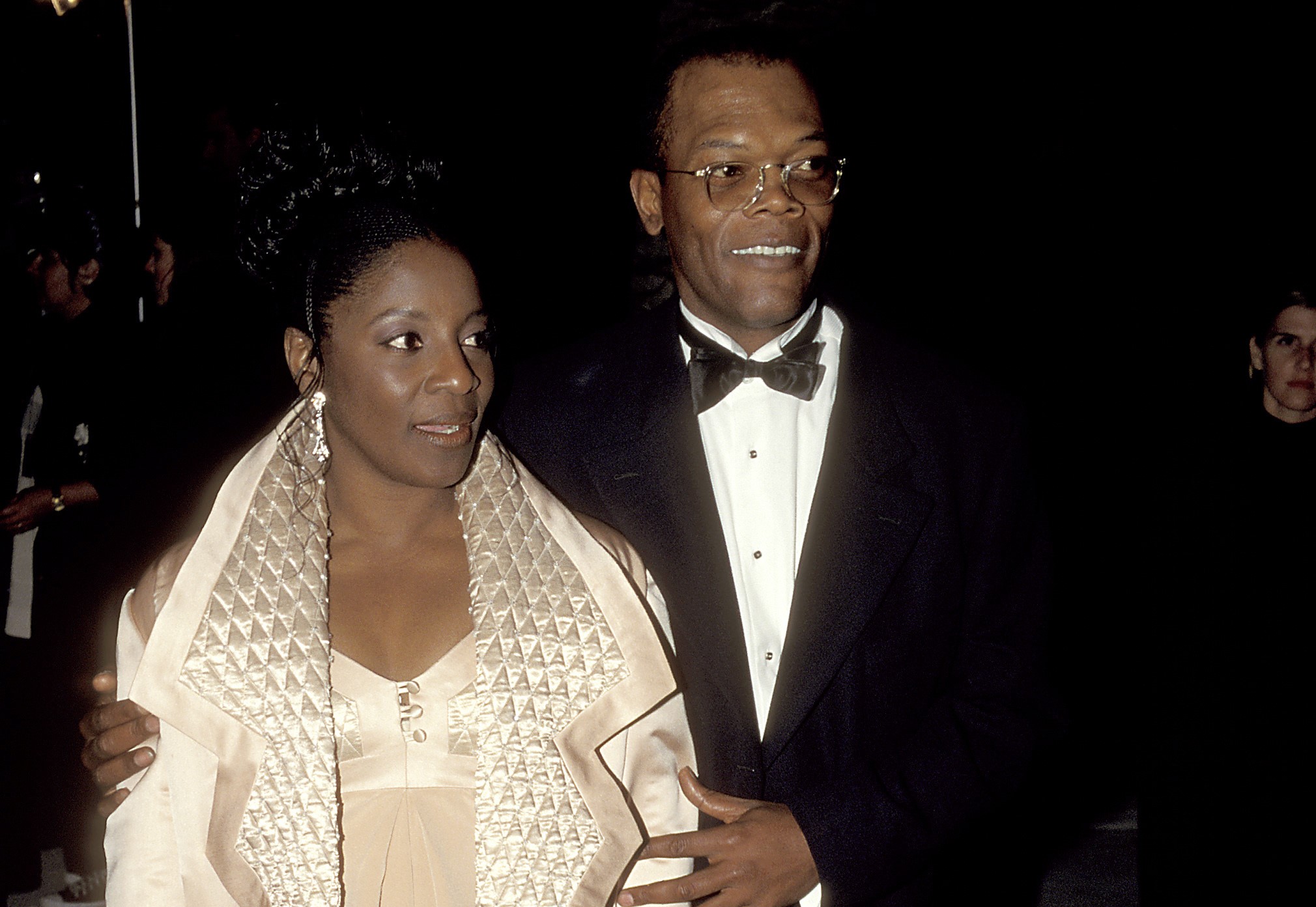 Samuel L. Jackson and LaTanya Richardson during the 1995 Vanity Fair Oscar Party at Morton's Restaurant, in West Hollywood, California, on March 27, 1995. | Source:  Getty Images